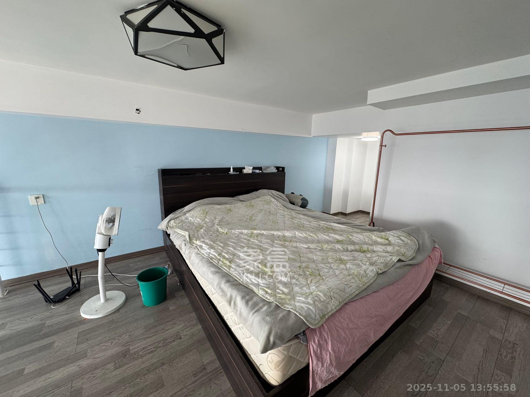 裕天国际商汇中心 1室1厅1卫 1500.0元/月 裕天国际商汇中心 1室1厅1卫 1500.0元/月室内图