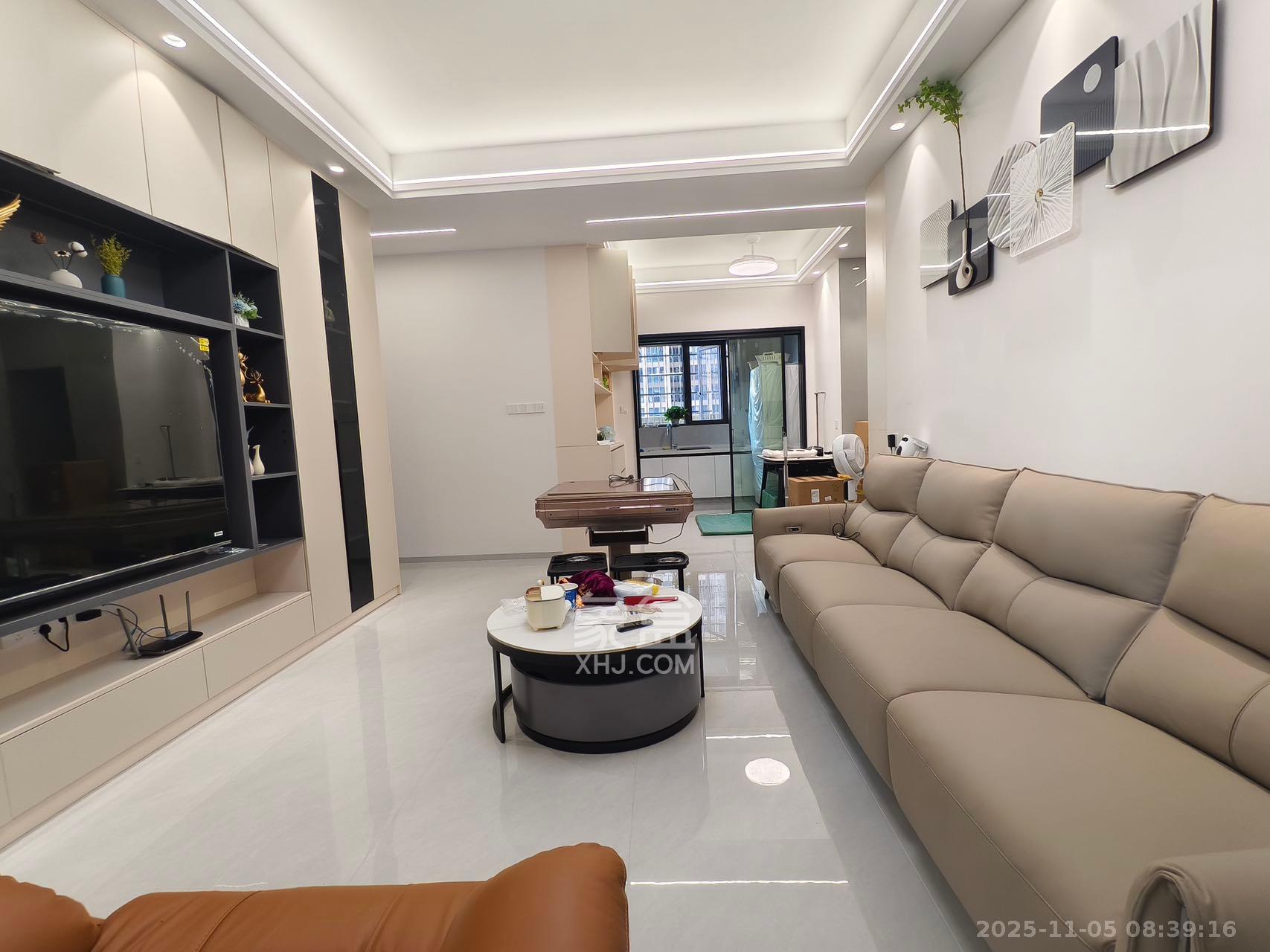 五江天街北区 4室2厅2卫 4200.0元/月 五江天街北区 4室2厅2卫 4200.0元/月室内图