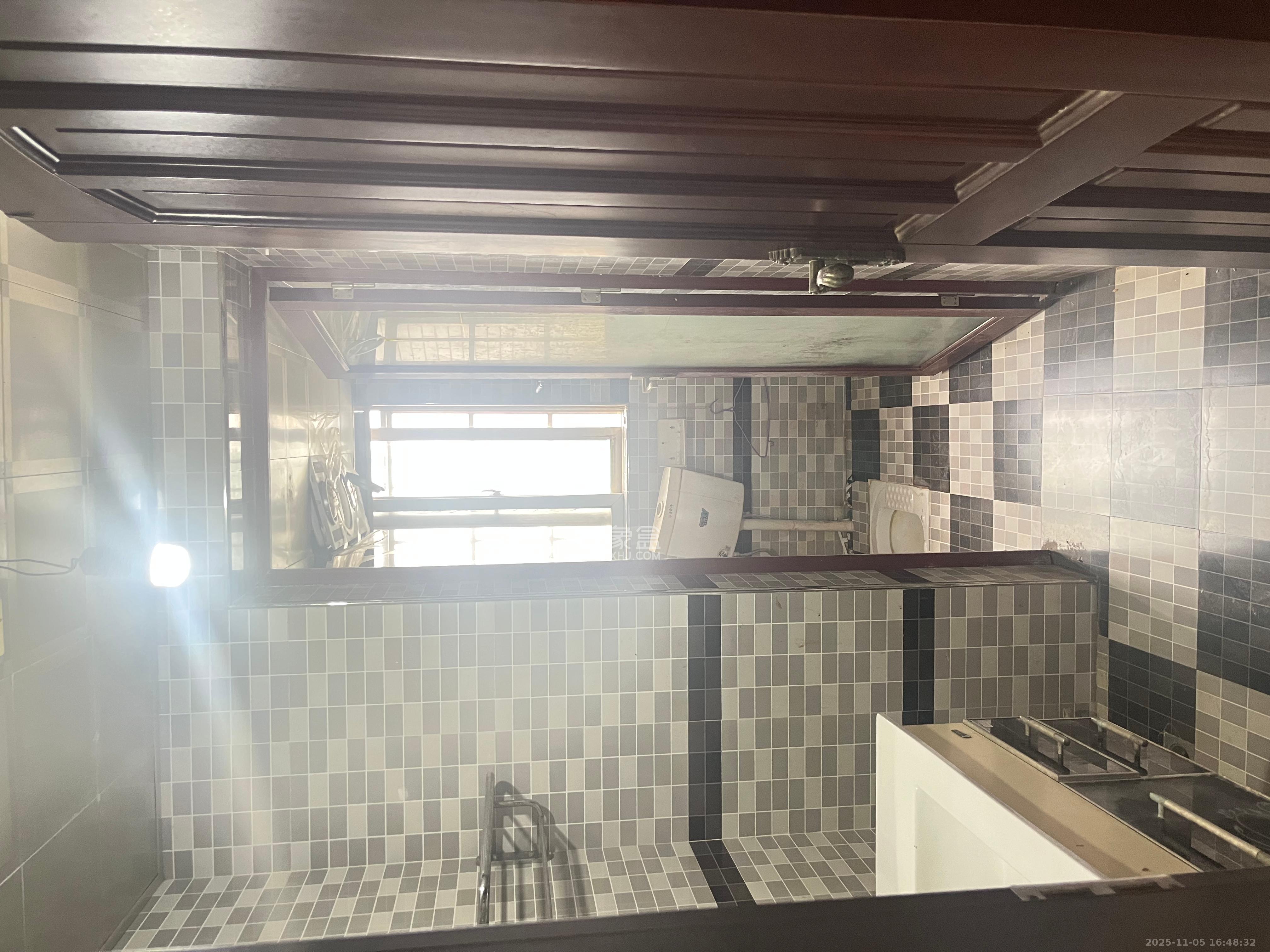 增辉凯旋帝景  4室2厅2卫    2500.0元/月室内图1