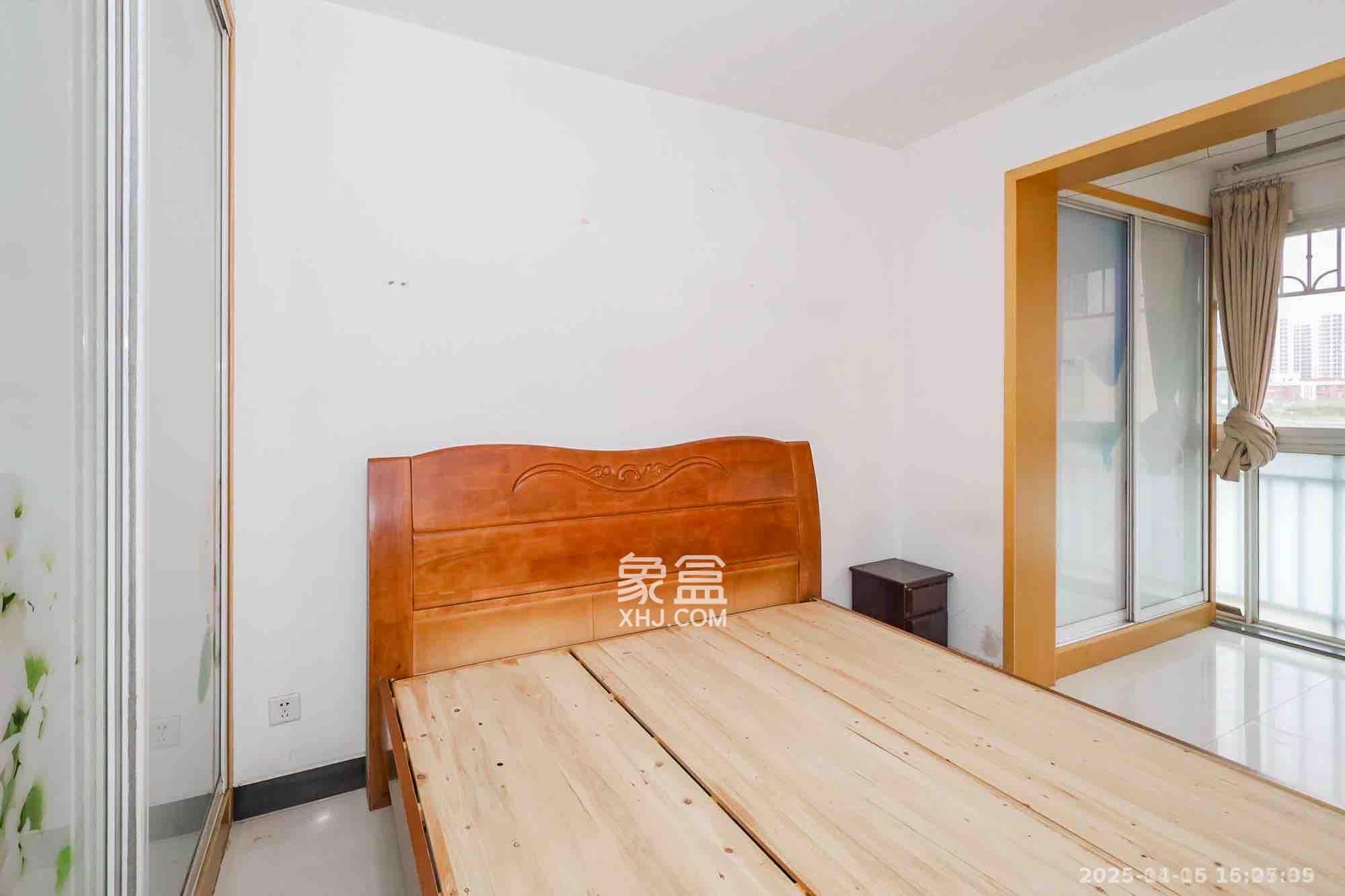 新诚小区 2室2厅1卫 1500.0元/月 新诚小区 2室2厅1卫 1500.0元/月室内图