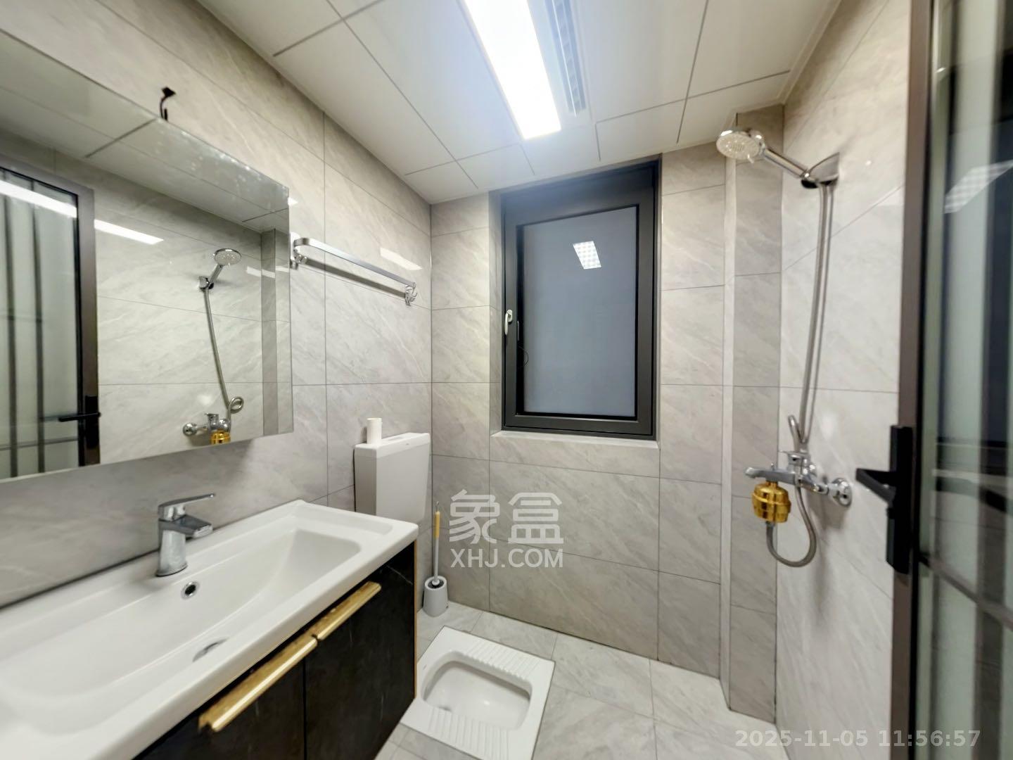 阳光城檀悦 4室2厅2卫 5200.0元/月 阳光城檀悦 4室2厅2卫 5200.0元/月室内图