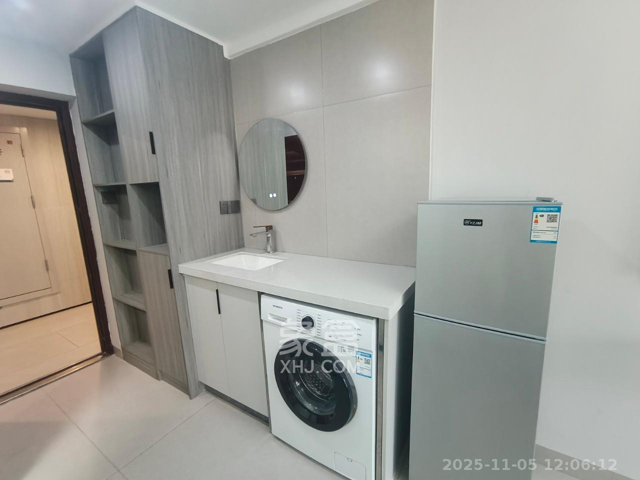 保利天禧EF区  1室1厅1卫    1500.0元/月室内图