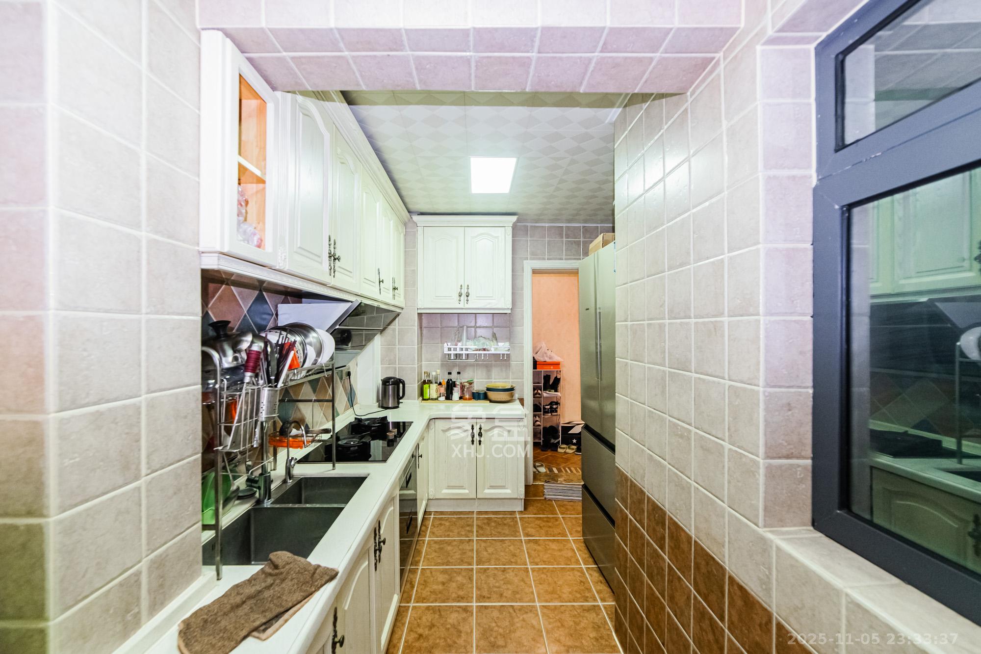 北辰三角洲E3区 3室2厅2卫 145.0万 北辰三角洲E3区 3室2厅2卫 145.0万厨房