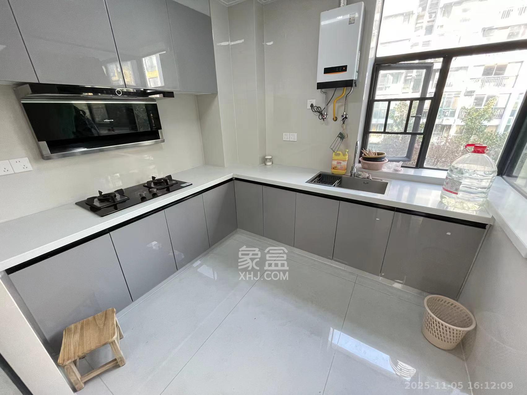 望兴景园一期 3室2厅1卫 3600.0元/月 望兴景园一期 3室2厅1卫 3600.0元/月室内图