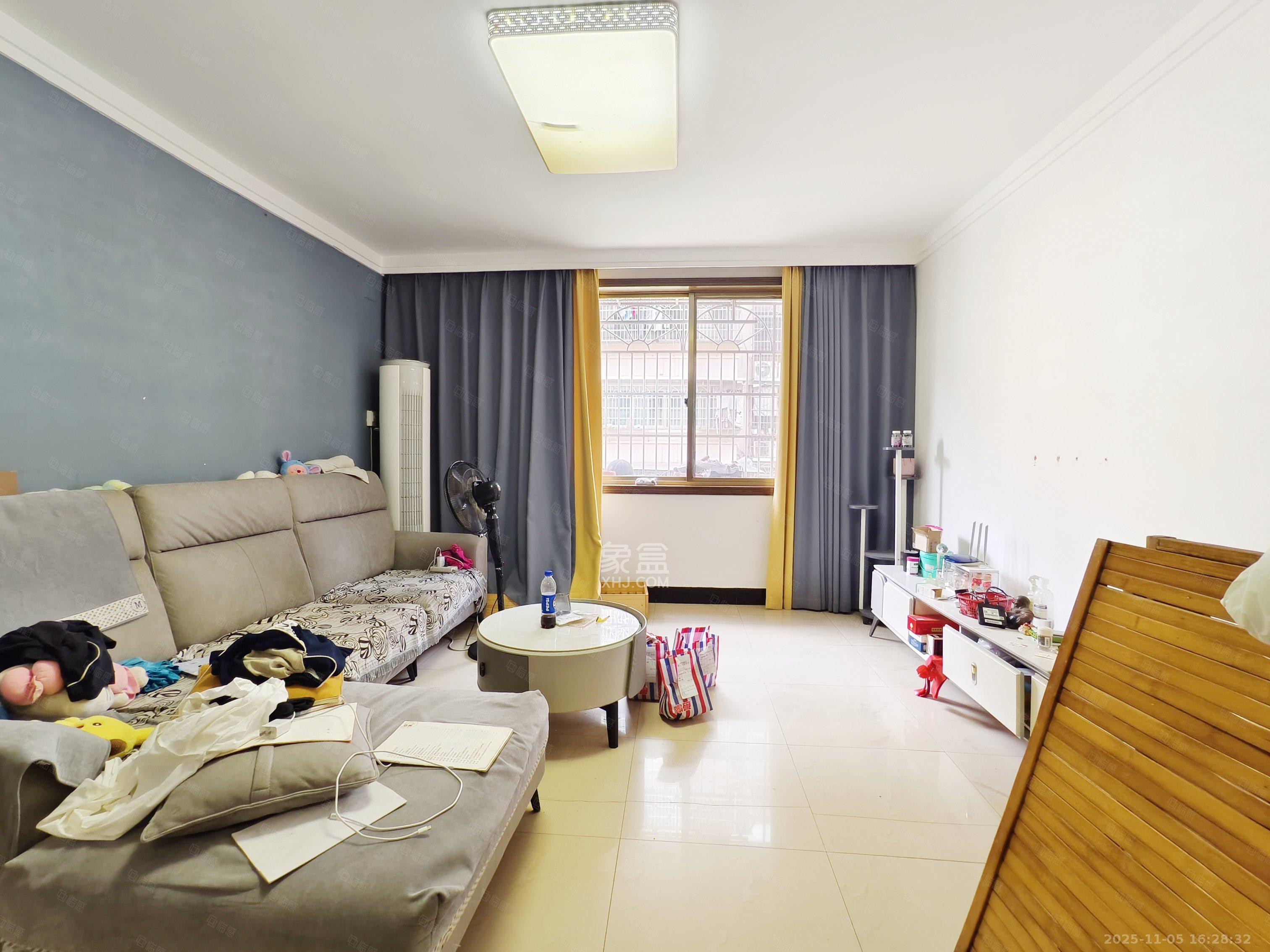 桔洲新苑（观沙岭）  3室2厅2卫    2200.0元/月