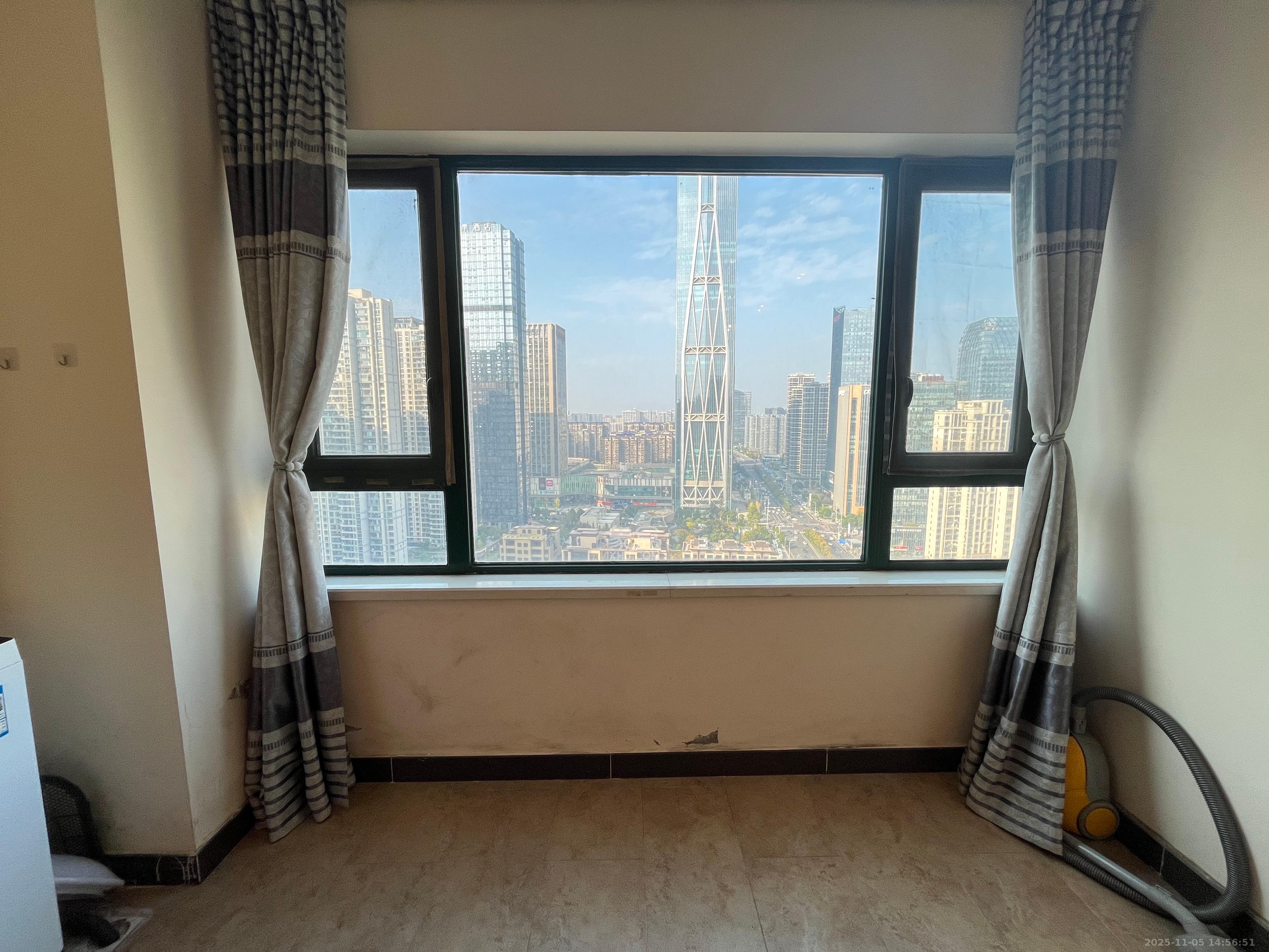 恒大御景湾 1室0厅1卫 1600.0元/月 恒大御景湾 1室0厅1卫 1600.0元/月室内图