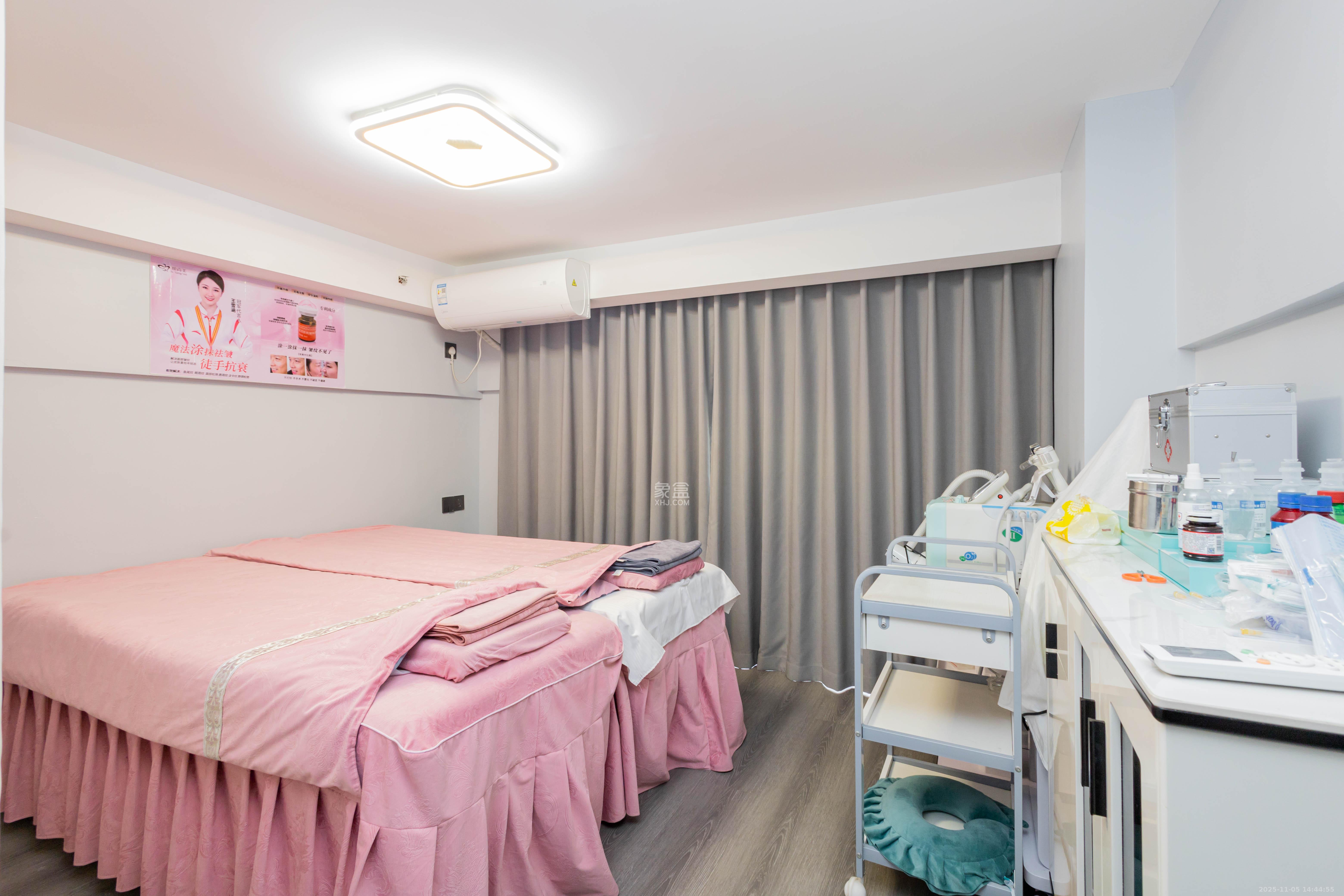 旺德府万象时代  1室0厅0卫    62.0万卧室