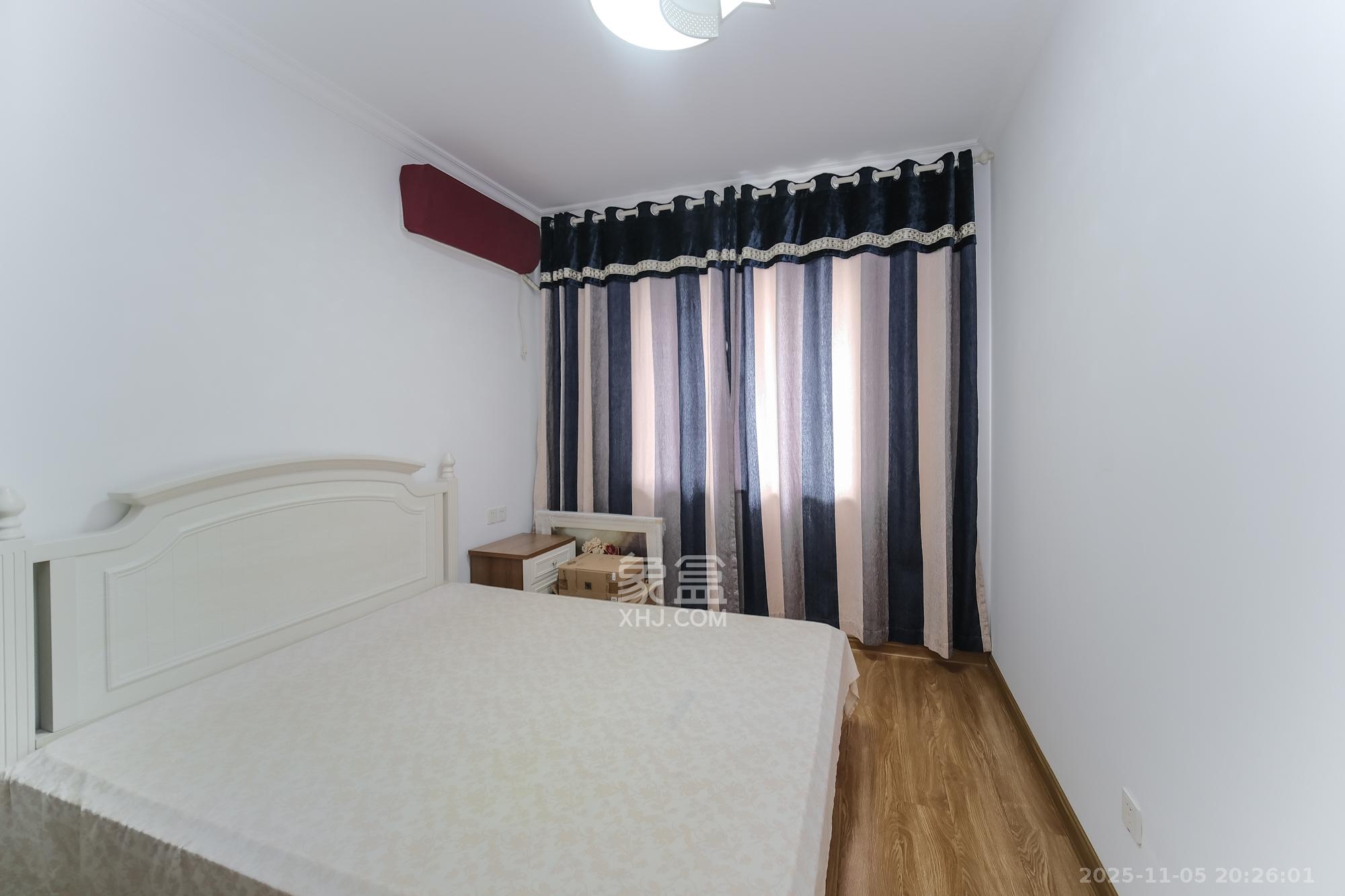 丰源国际  3室2厅1卫    78.0万卧室