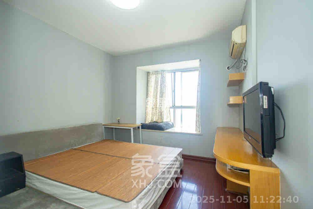 紫晶城  3室2厅1卫    1800.0元/月室内图