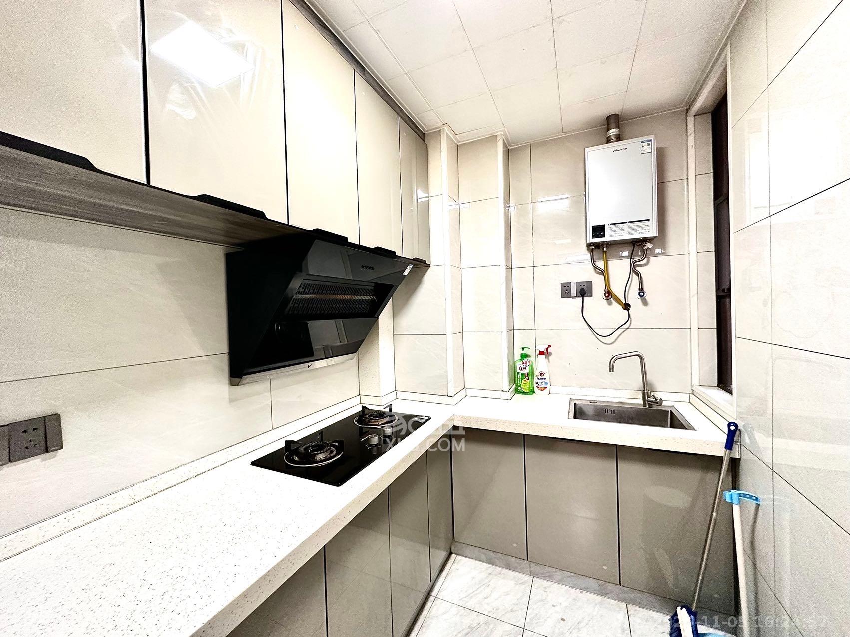 长房明宸府 1室0厅0卫 1700.0元/月 长房明宸府 1室0厅0卫 1700.0元/月室内图