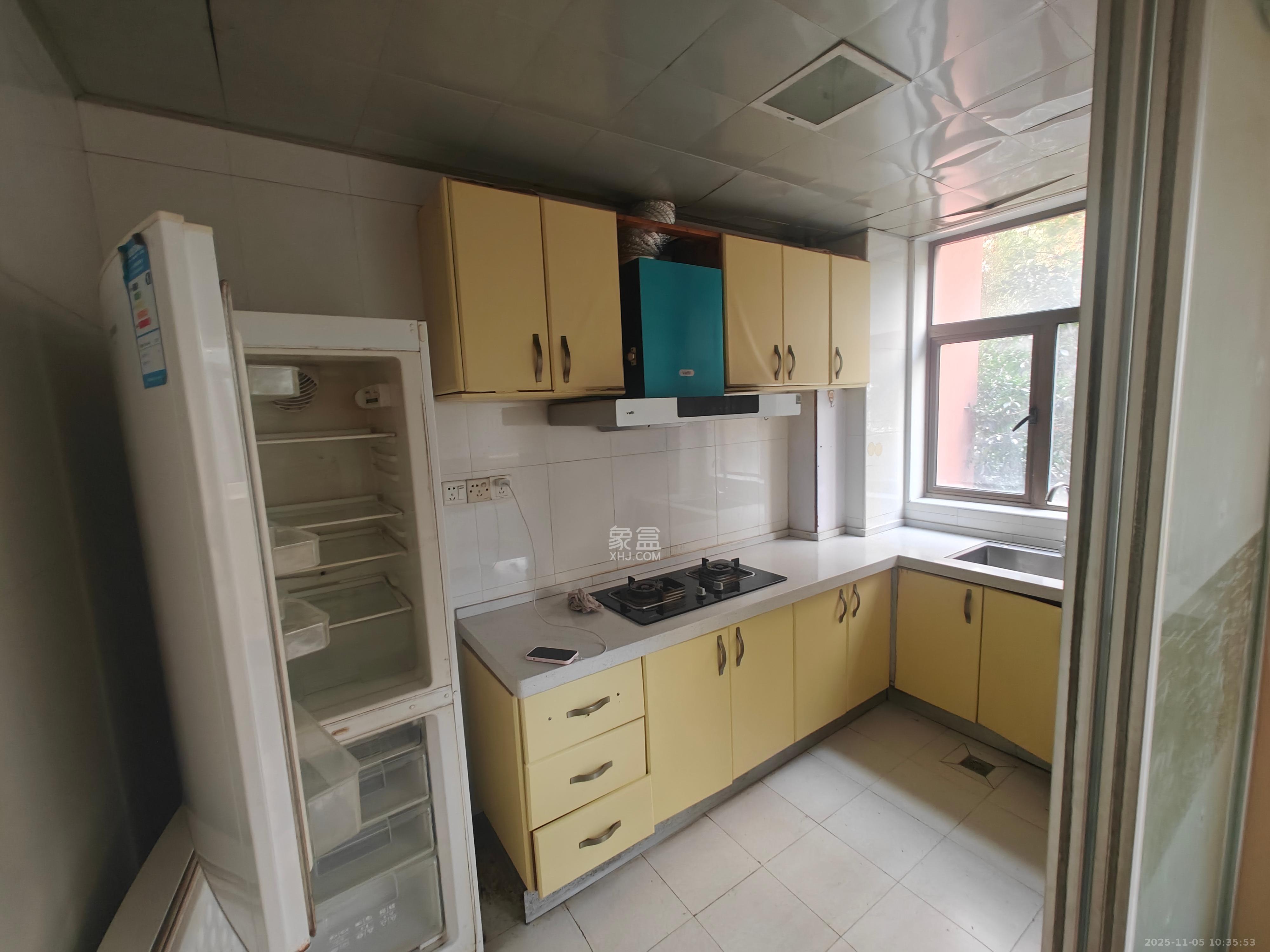 西岸润泽府  3室2厅2卫    3100.0元/月室内图