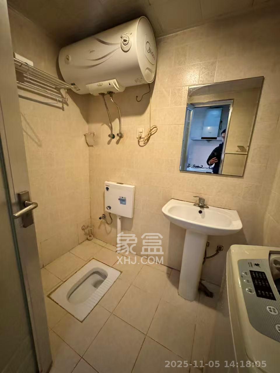 上峰苑（兰亭玥岛）  1室1厅1卫    1400.0元/月室内图