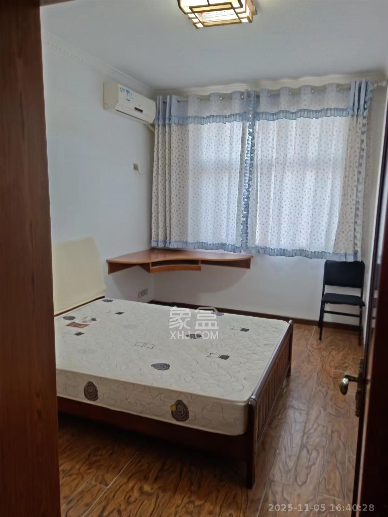 恒盛世家 4室2厅2卫 3200.0元/月 恒盛世家 4室2厅2卫 3200.0元/月室内图