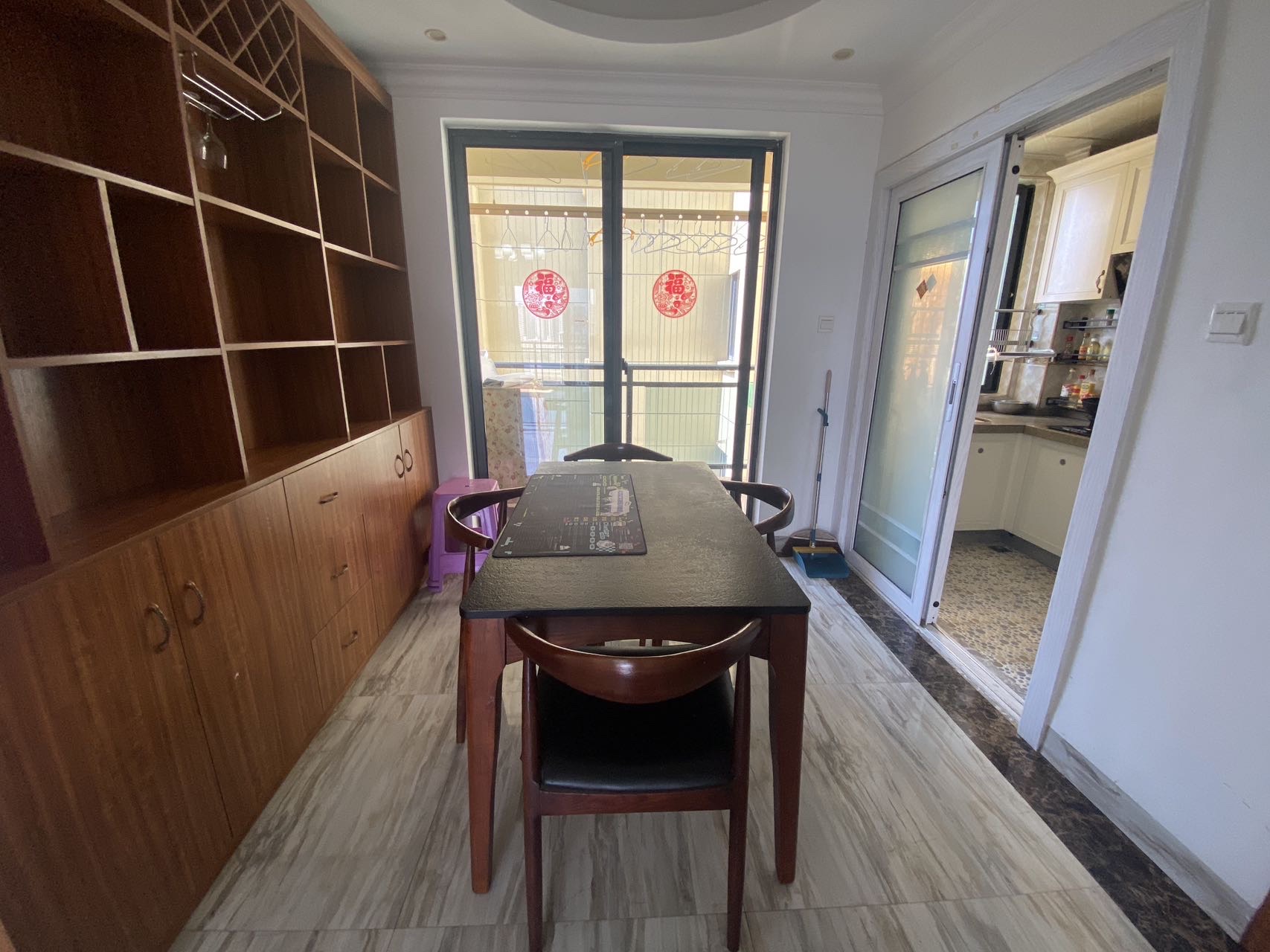 滨江帝景四期 2室1厅1卫 2600.0元/月 滨江帝景四期 2室1厅1卫 2600.0元/月室内图