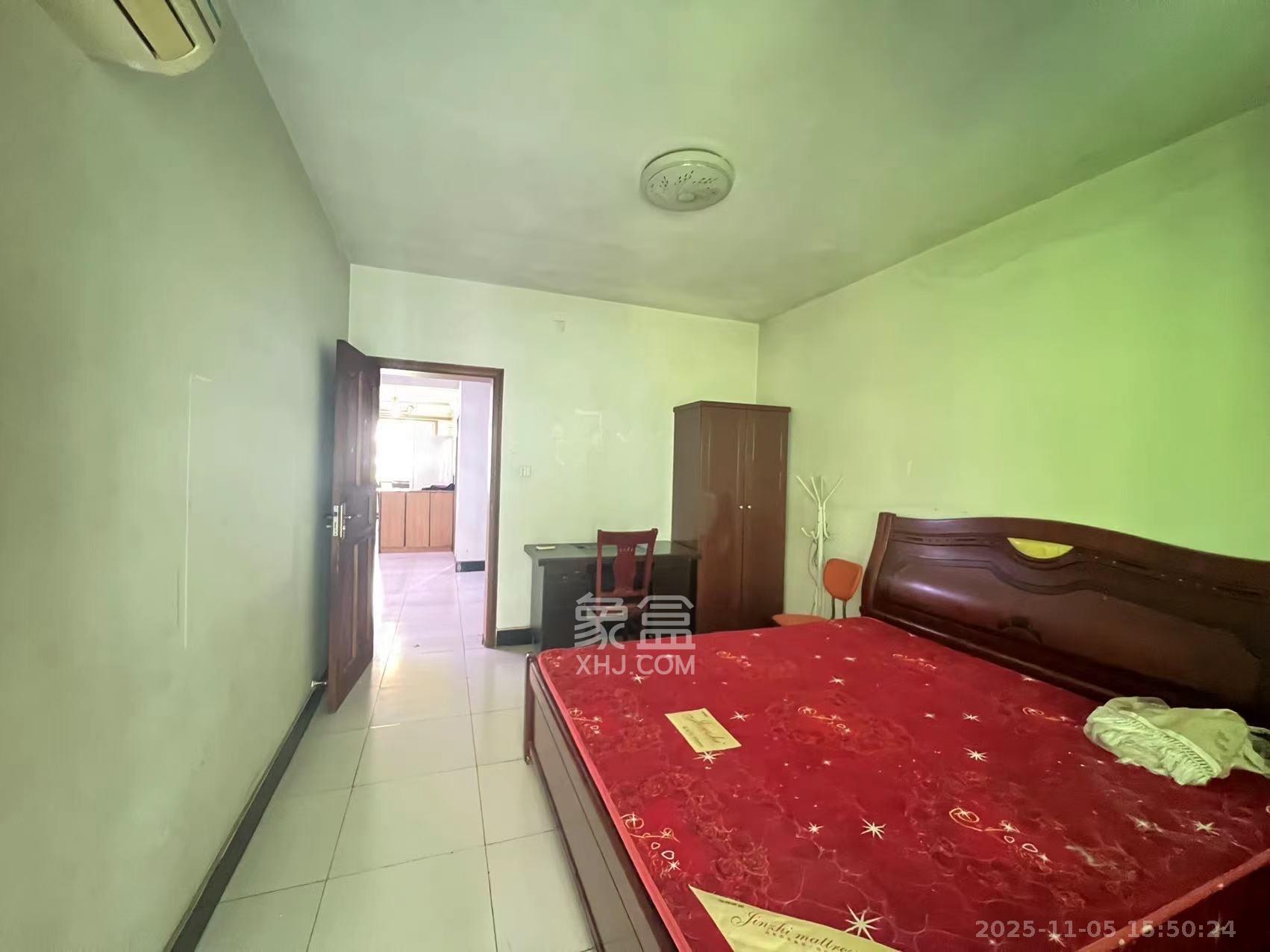 中南汽车世界 2室2厅1卫 1200.0元/月 中南汽车世界 2室2厅1卫 1200.0元/月室内图