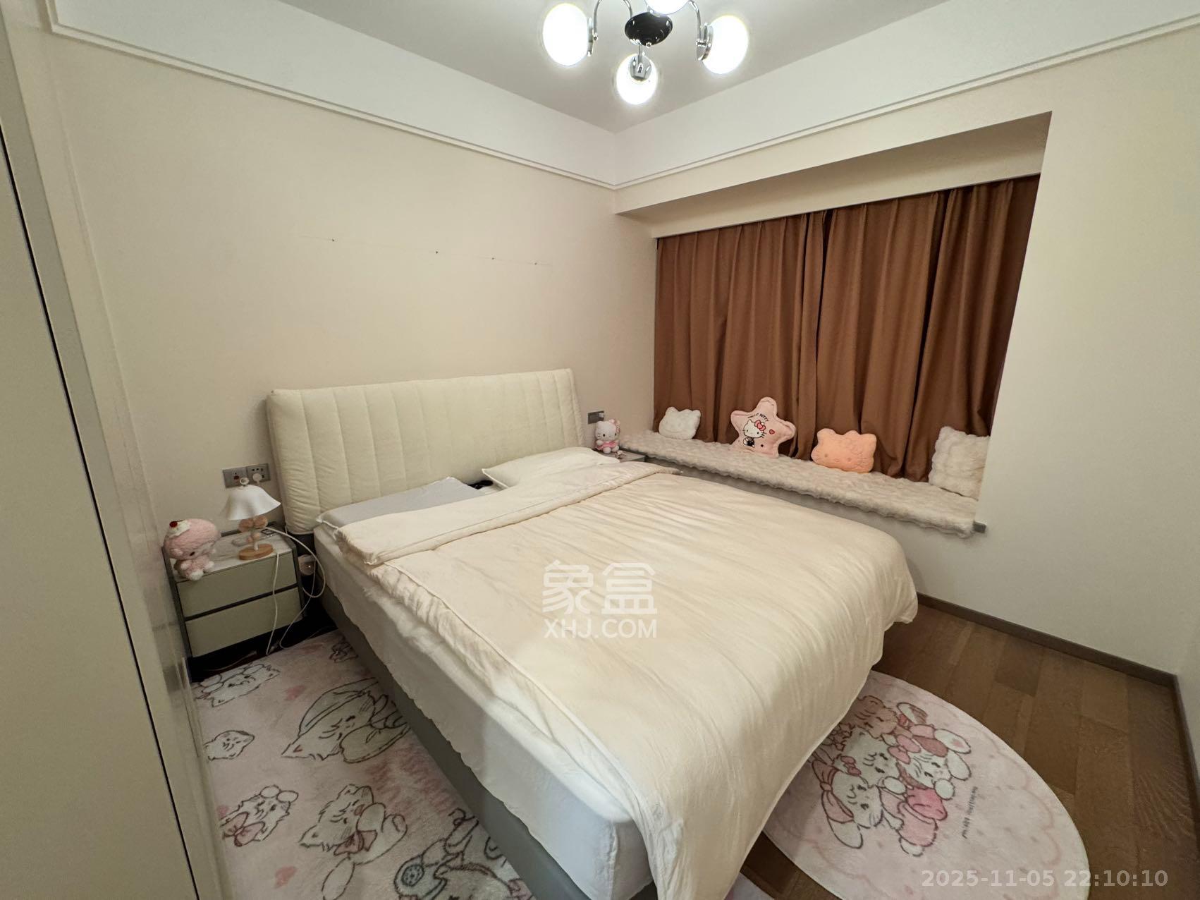 中海麓山境南区  4室2厅2卫    3500.0元/月室内图