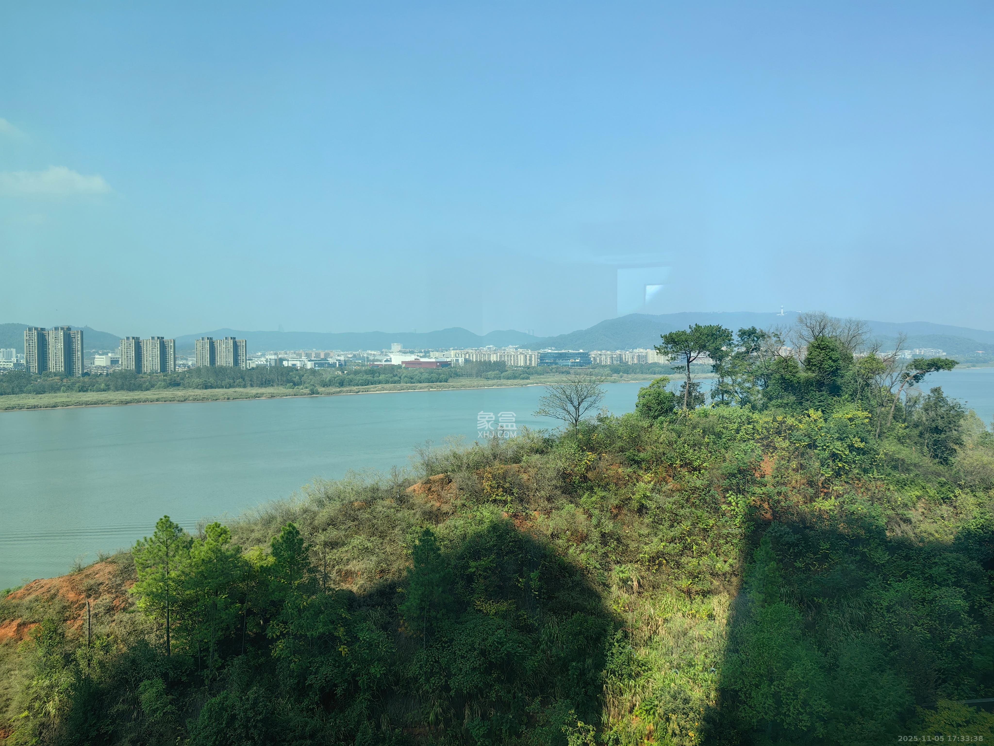 中海阅湘台  5室2厅3卫    18800.0元/月室内图