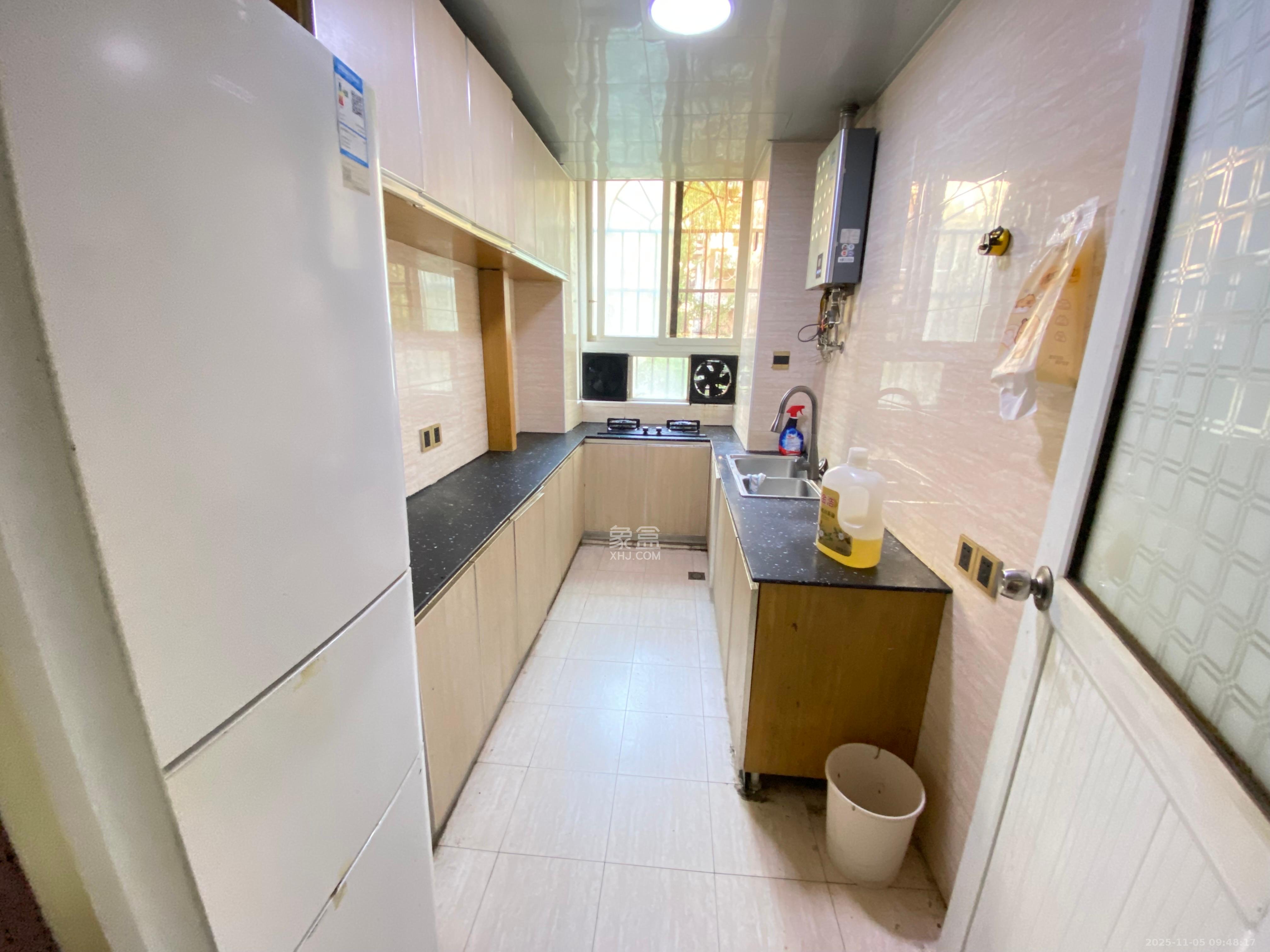 广济苑公寓 3室2厅2卫 3000.0元/月 广济苑公寓 3室2厅2卫 3000.0元/月室内图