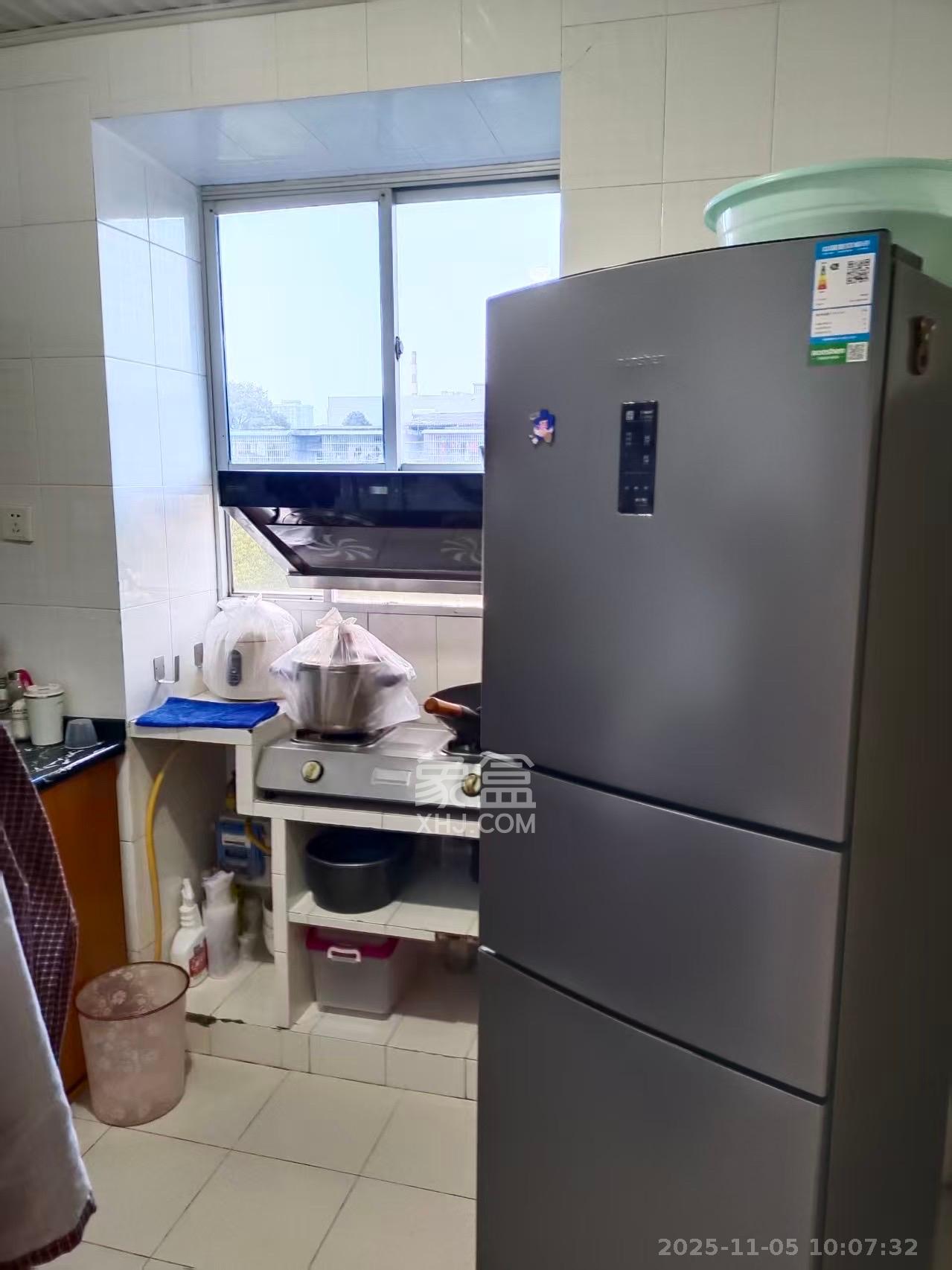 茶园坡社区(原王家冲社区) 2室1厅1卫 1300.0元/月 茶园坡社区(原王家冲社区) 2室1厅1卫 1300.0元/月室内图