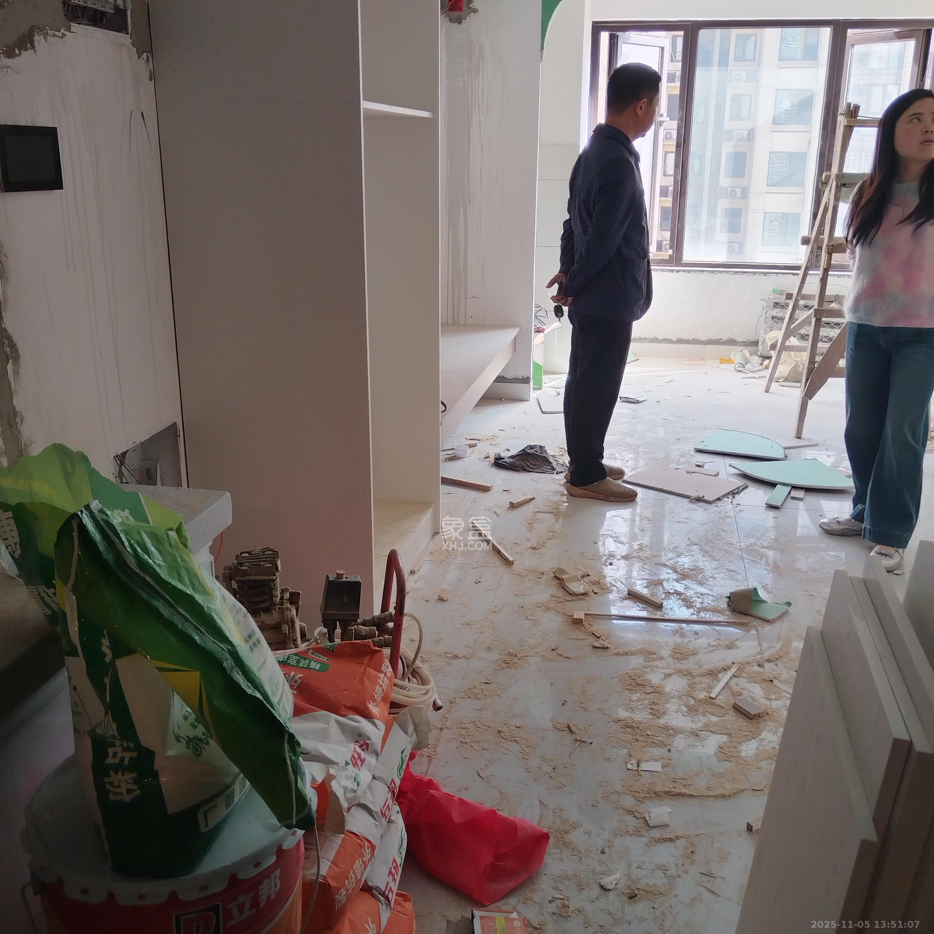 中海珑悦府  1室0厅0卫    1400.0元/月