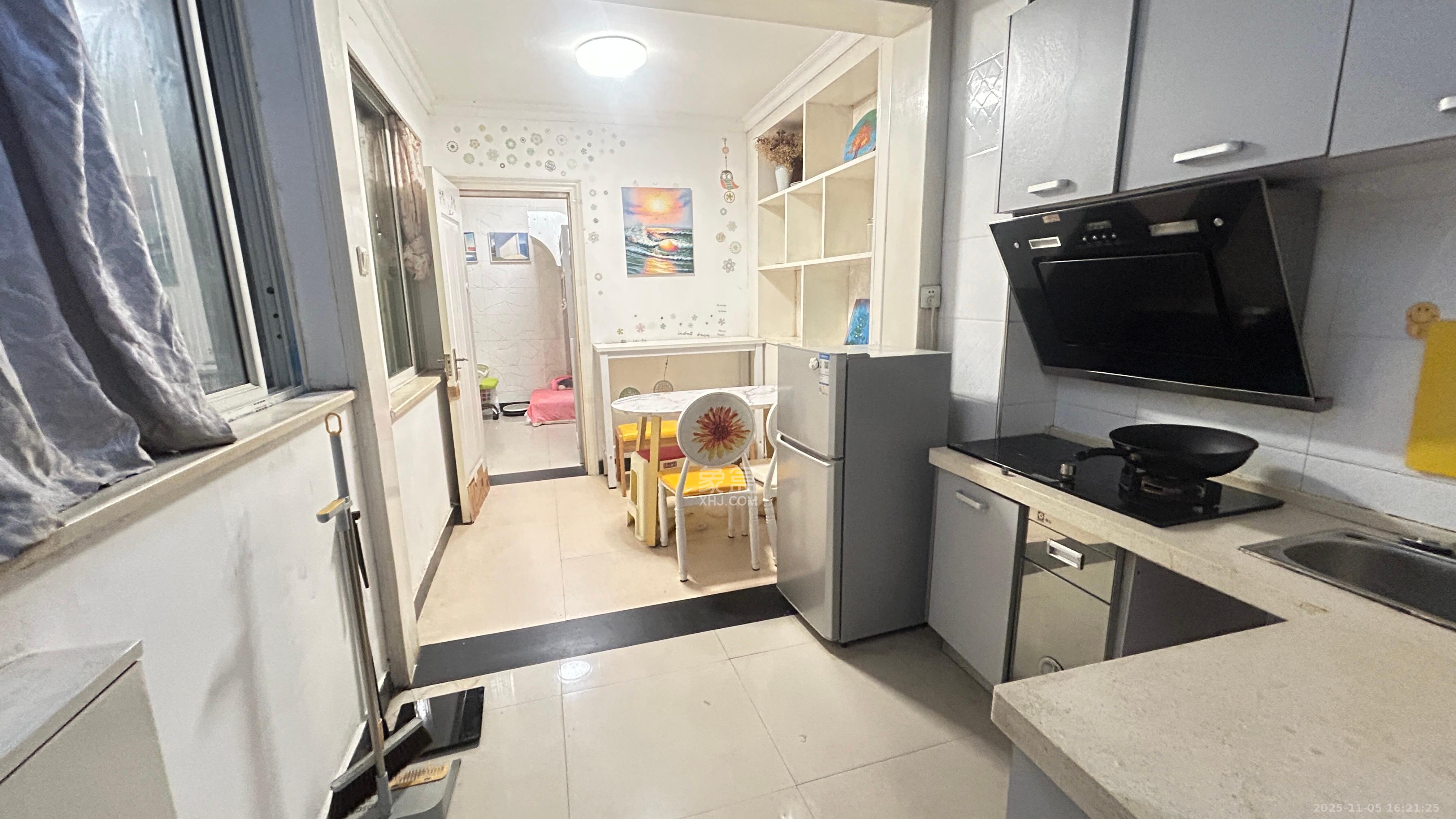 锦璨家园 1室1厅1卫 1300.0元/月 锦璨家园 1室1厅1卫 1300.0元/月室内图