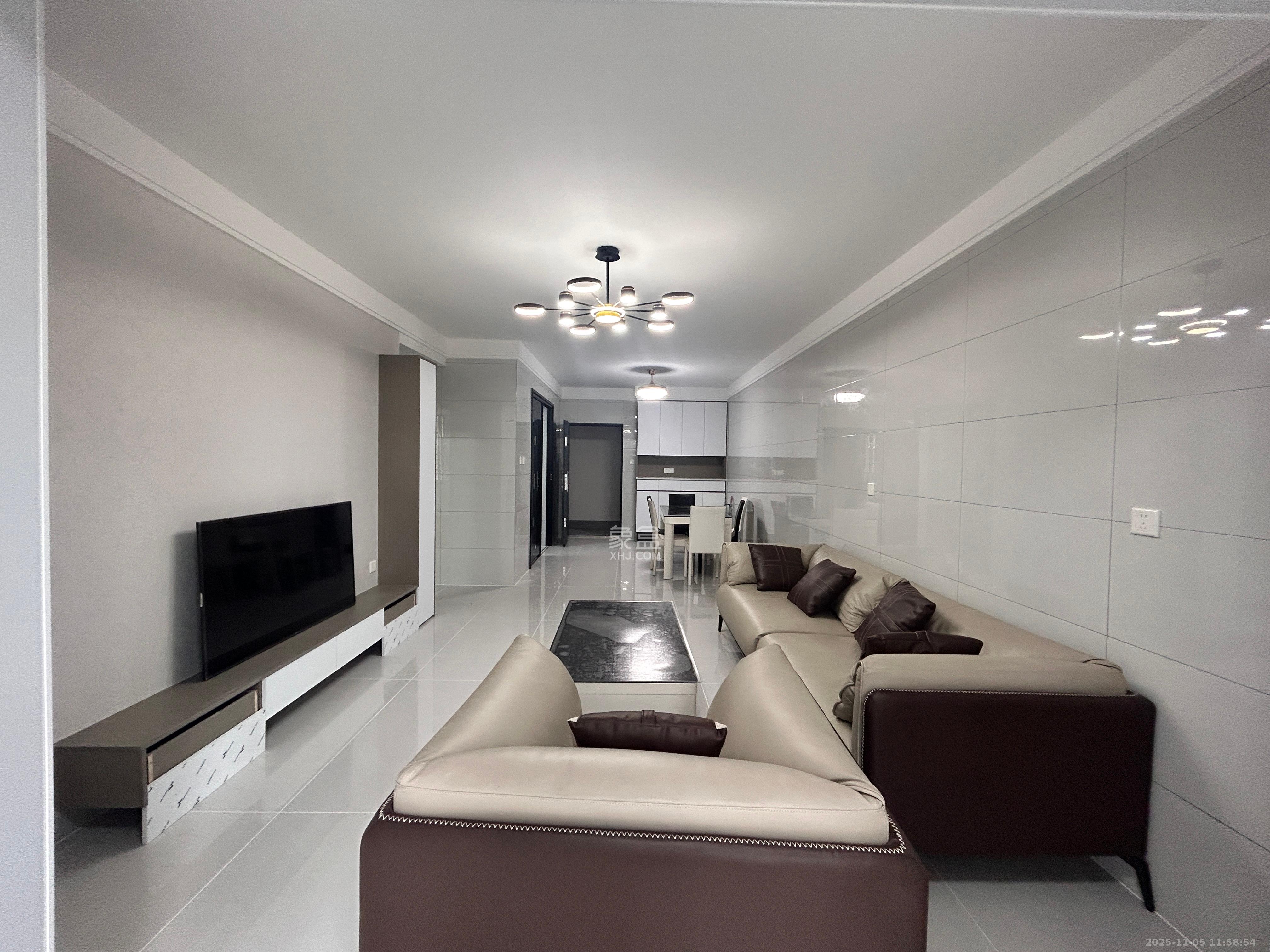 旭日嘉苑  2室2厅1卫    2600.0元/月室内图