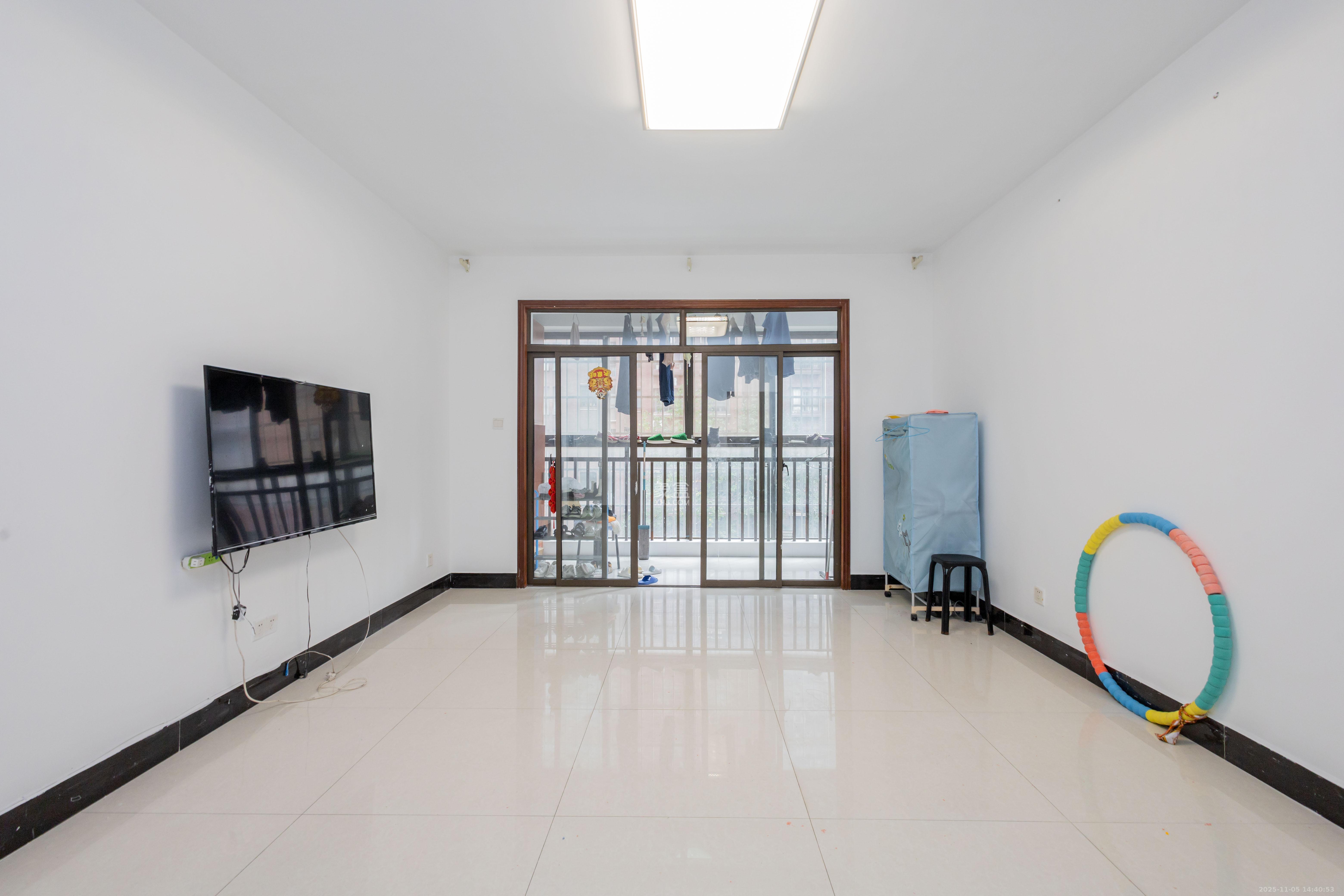 方略潇邦 3室2厅2卫 56.8万 方略潇邦 3室2厅2卫 56.8万客厅