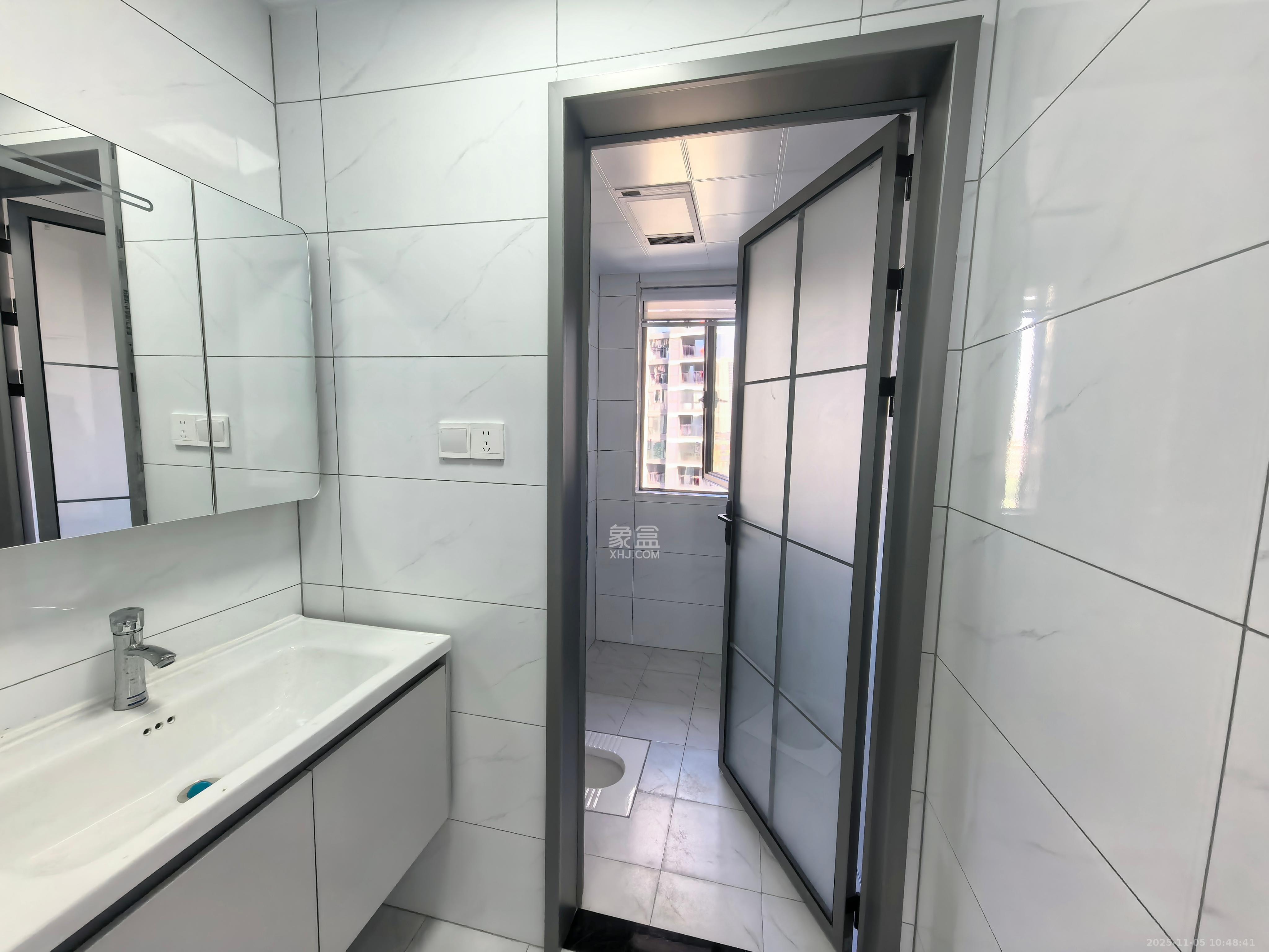 润和星河玥  3室2厅2卫    2800.0元/月室内图