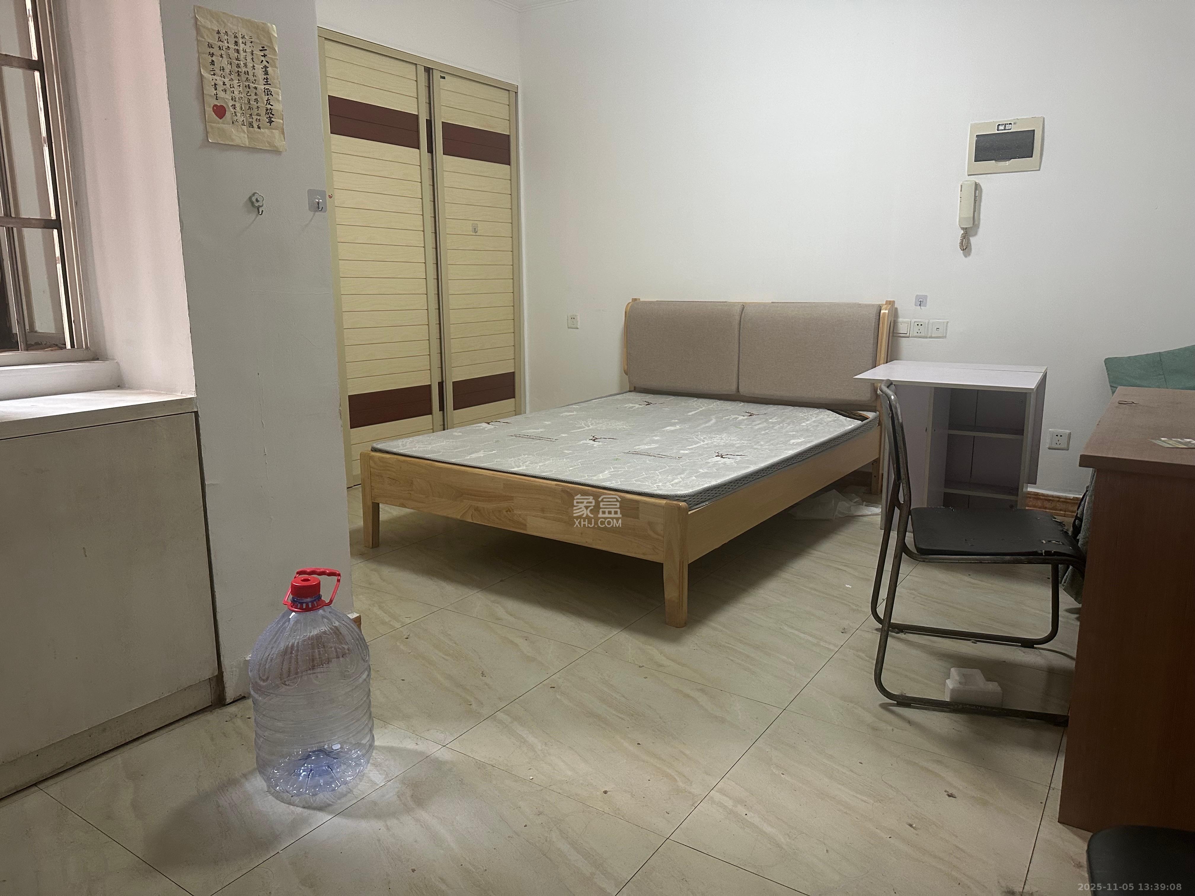 锦璨家园 1室1厅1卫 1200.0元/月 锦璨家园 1室1厅1卫 1200.0元/月室内图