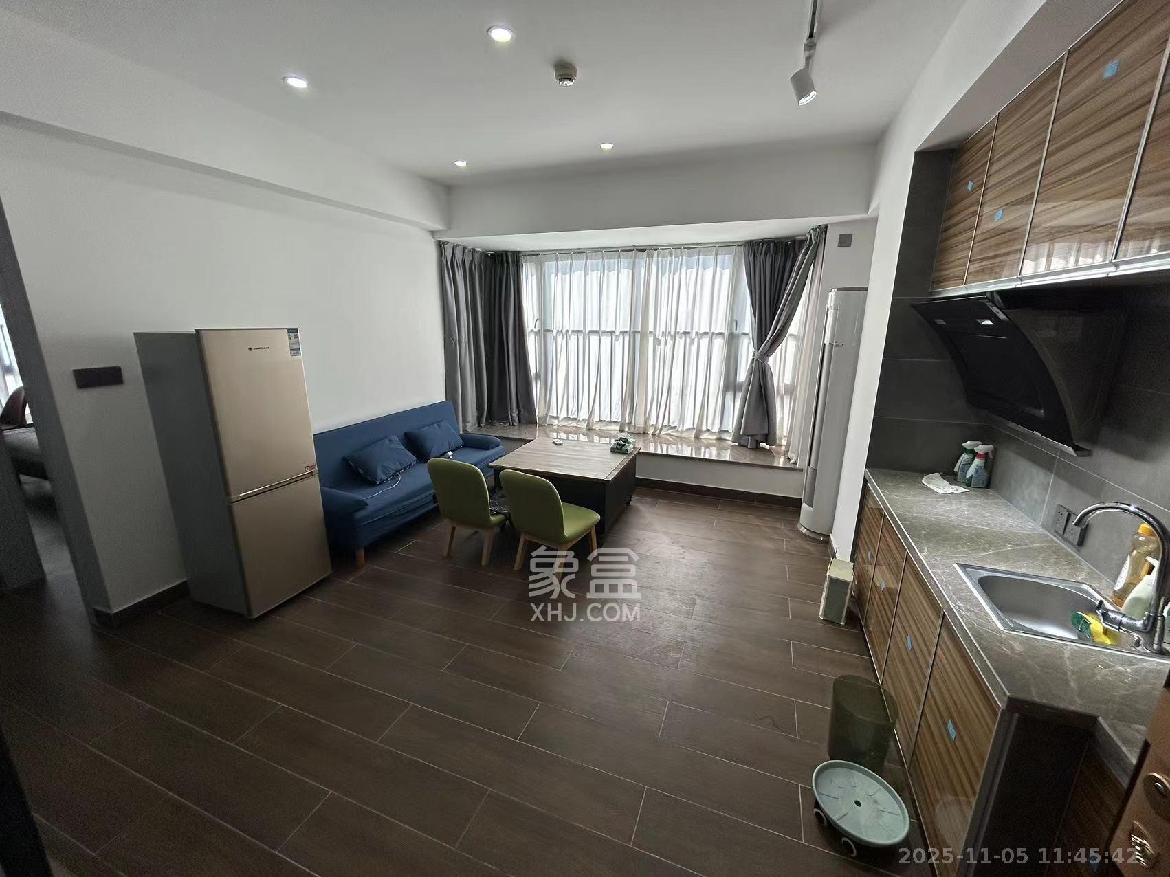 复地星光天地 1室0厅0卫 2600.0元/月 复地星光天地 1室0厅0卫 2600.0元/月室内图