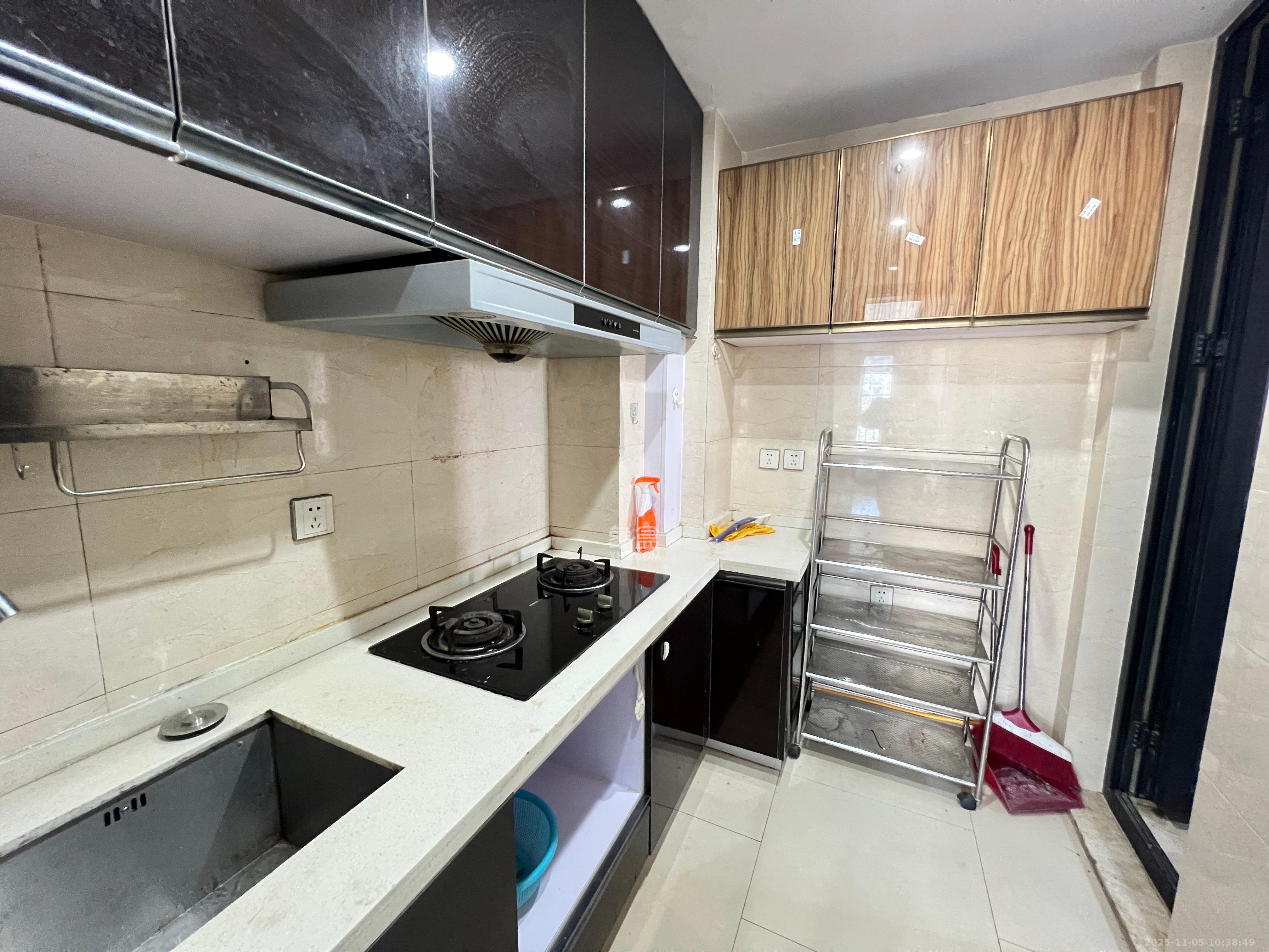 德思勤城市广场（宝格丽公寓）  2室1厅1卫    3200.0元/月室内图