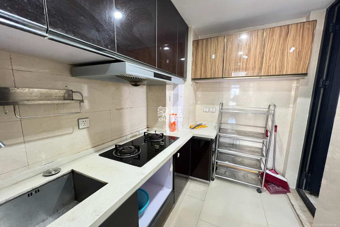 德思勤城市广场(宝格丽公寓) 2室1厅1卫 3200.0元/月 德思勤城市广场(宝格丽公寓) 2室1厅1卫 3200.0元/月室内图