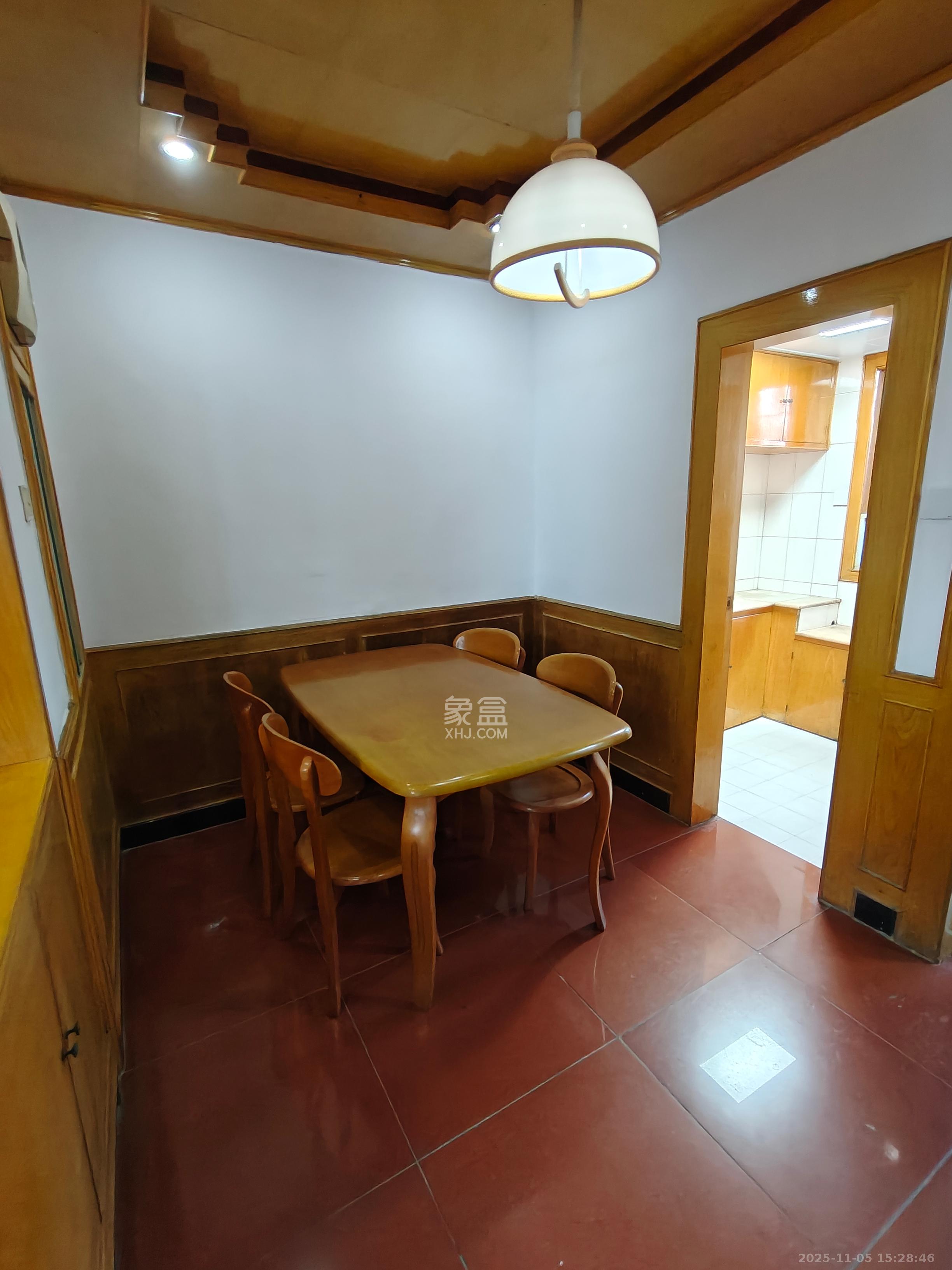 建安小区  3室2厅1卫    1550.0元/月室内图