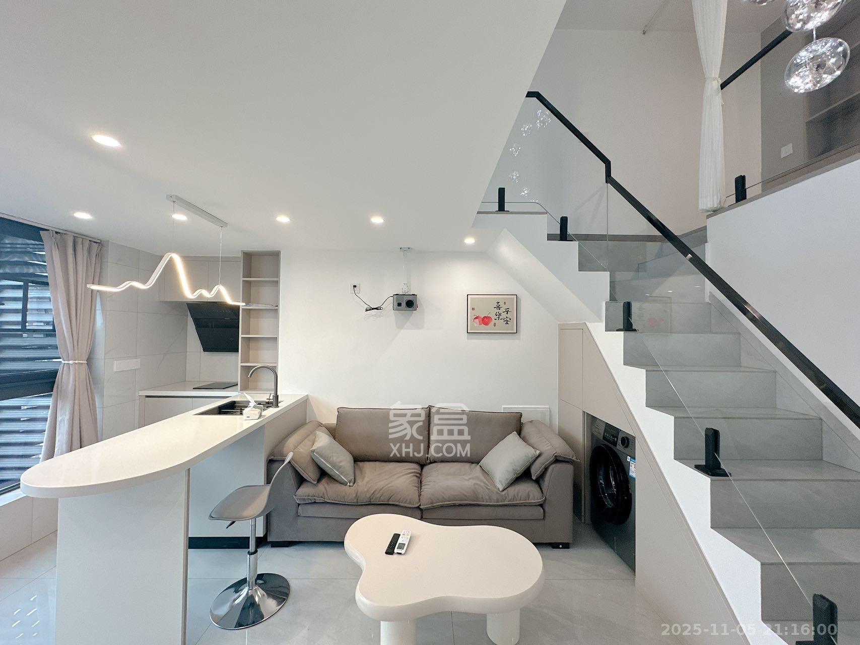 卓越中寰  1室0厅0卫    2800.0元/月室内图