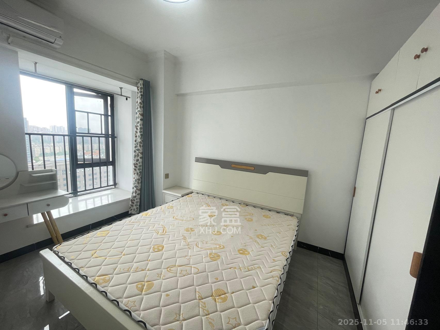 复地星光天地  2室1厅1卫    2000.0元/月室内图1