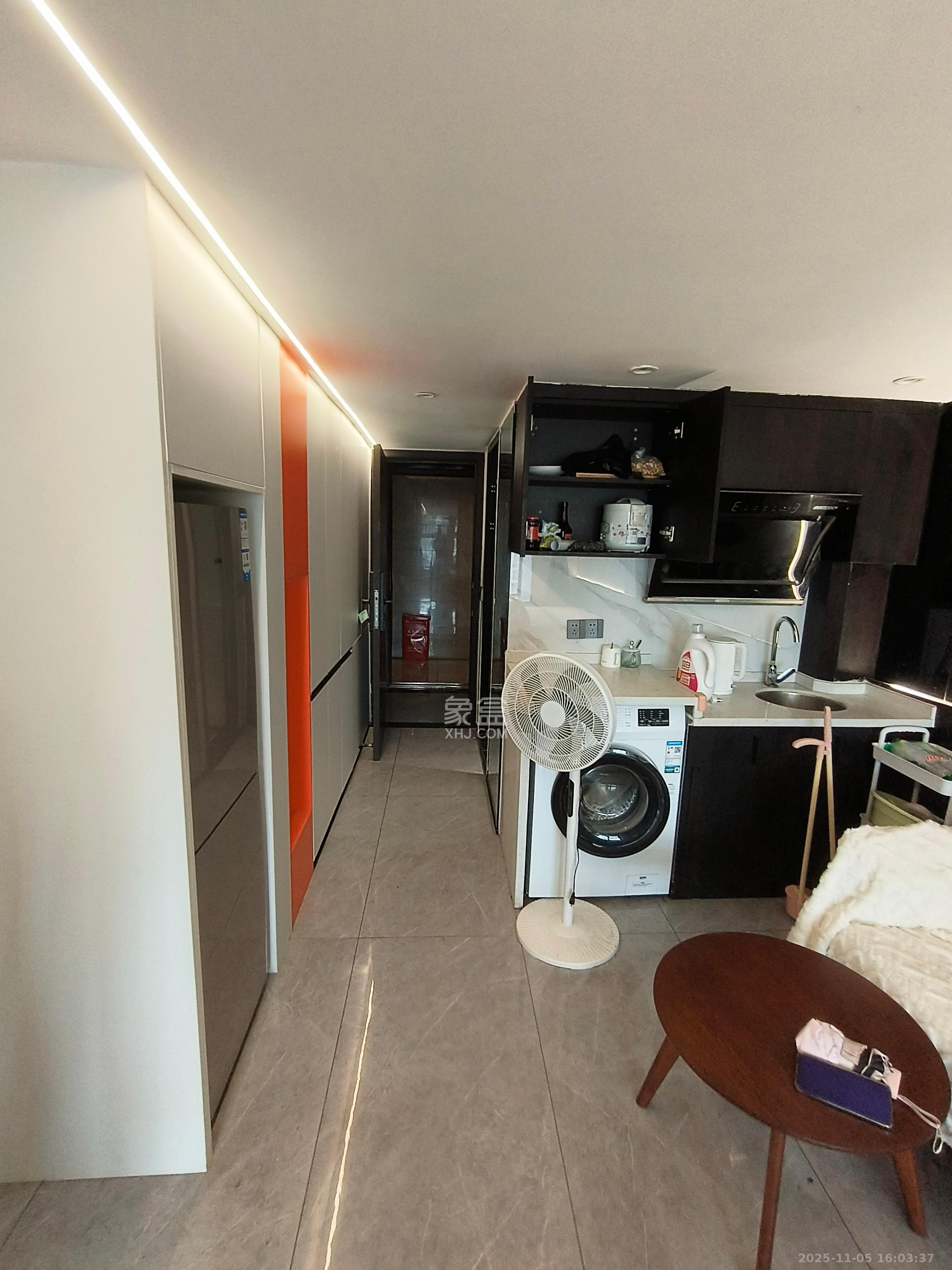 龙湖新壹城  1室1厅1卫    1600.0元/月室内图