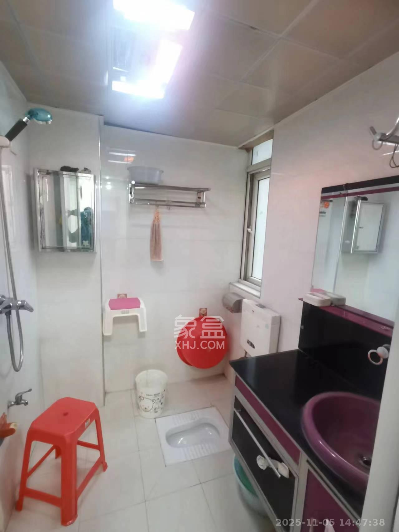 金霞银园 2室2厅1卫 1800.0元/月 金霞银园 2室2厅1卫 1800.0元/月室内图