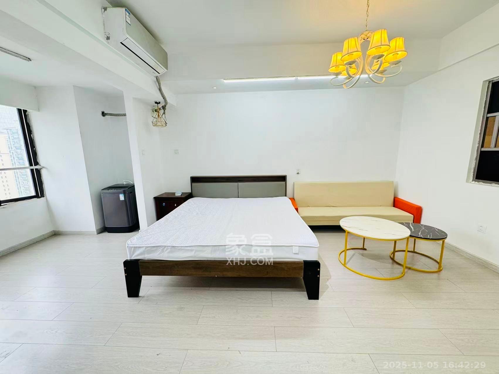 当代滨江MOMA  1室1厅1卫    1700.0元/月室内图