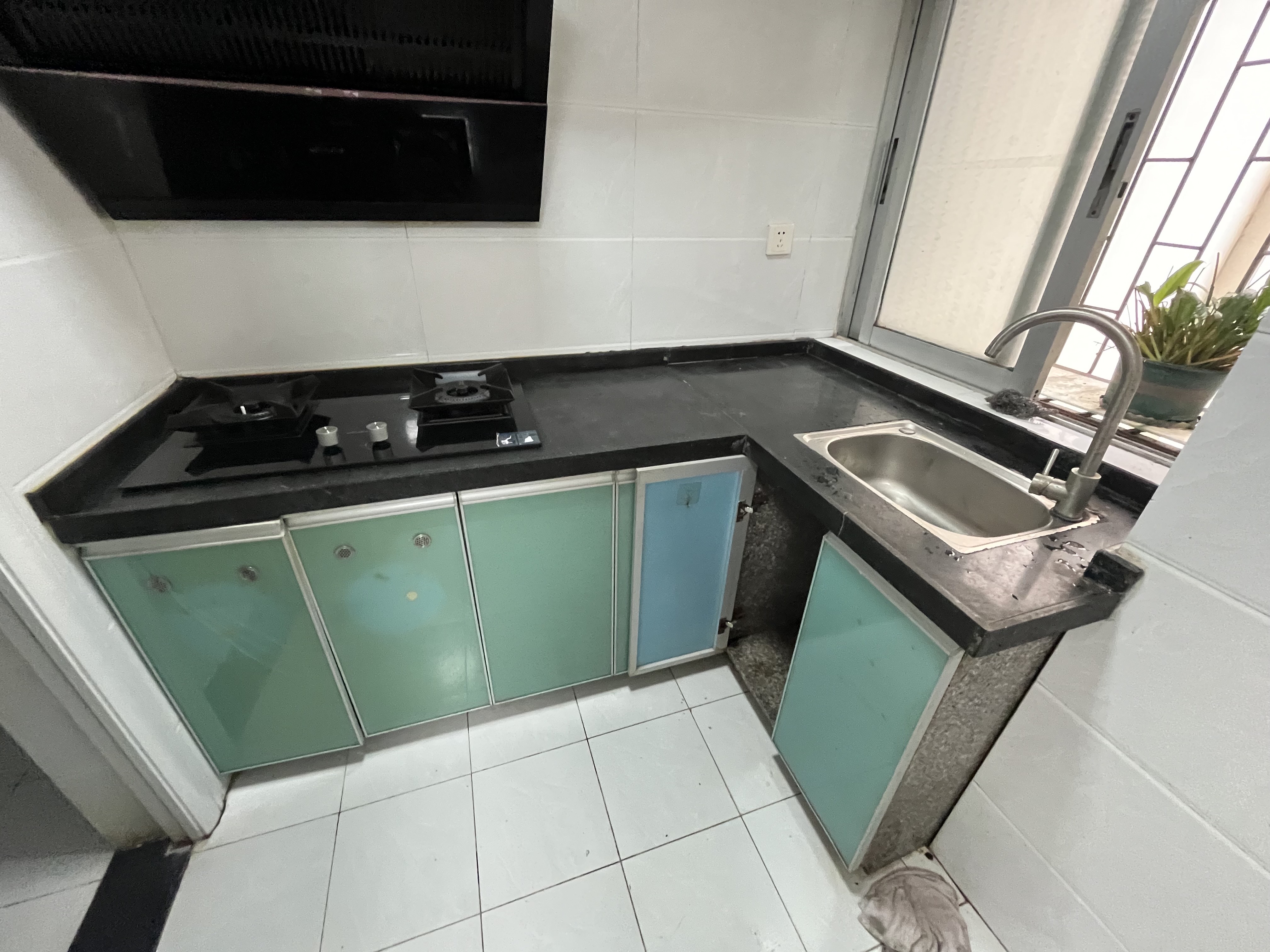 金贸小区 3室2厅1卫 2300.0元/月 金贸小区 3室2厅1卫 2300.0元/月室内图