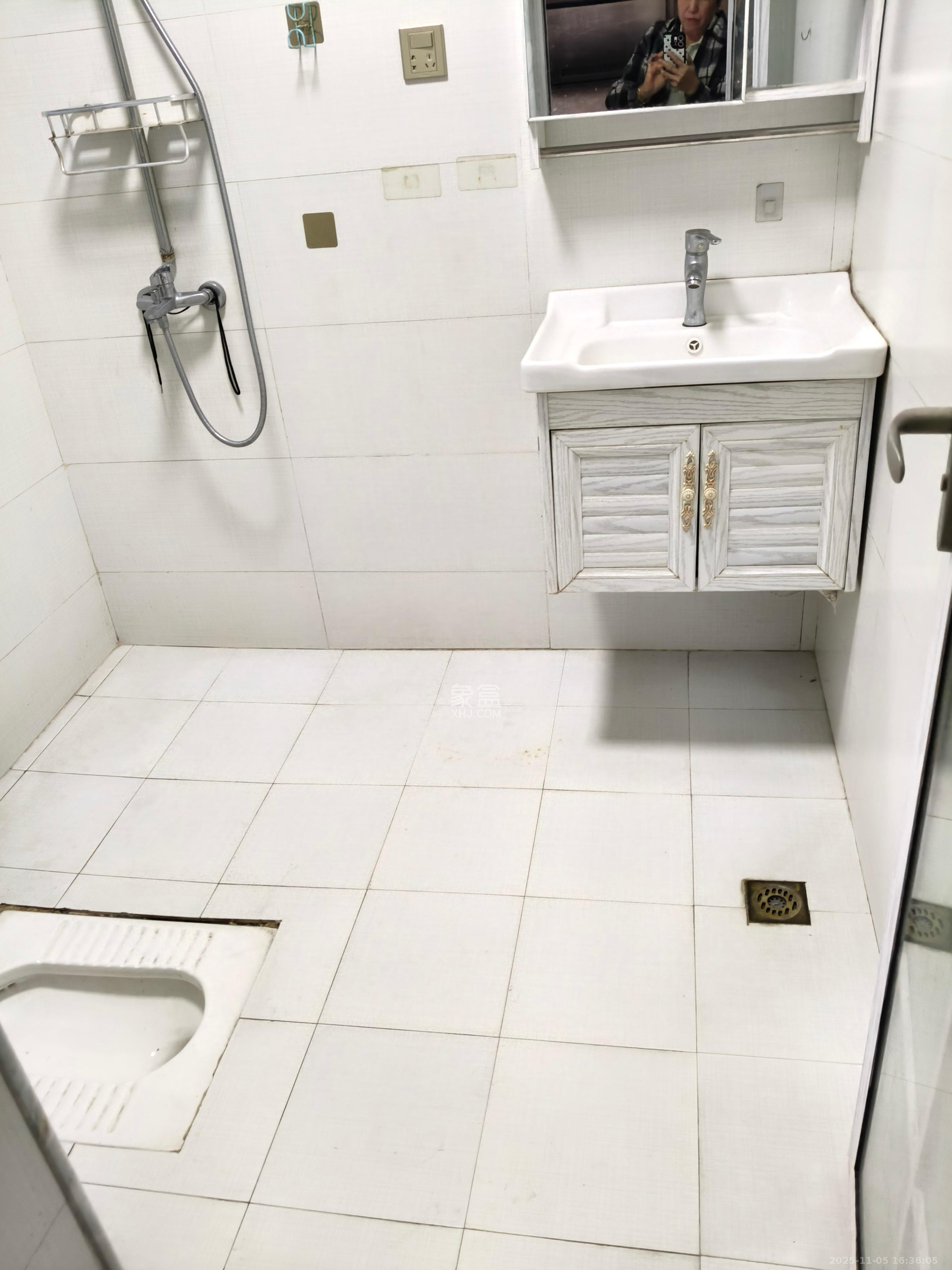 财汇新天地(财汇商务广场) 1室0厅0卫 1200.0元/月 财汇新天地(财汇商务广场) 1室0厅0卫 1200.0元/月室内图