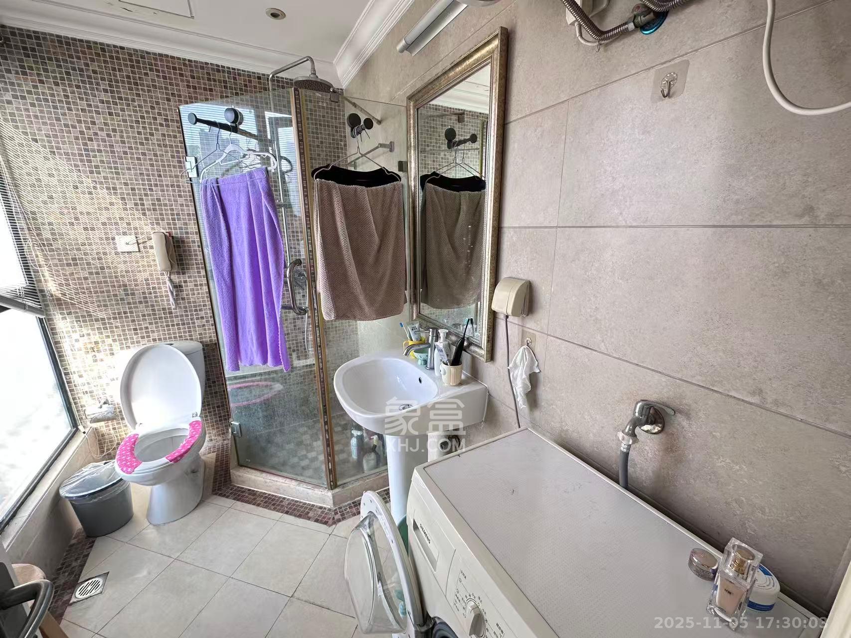 郡原广场  1室1厅1卫    1500.0元/月室内图