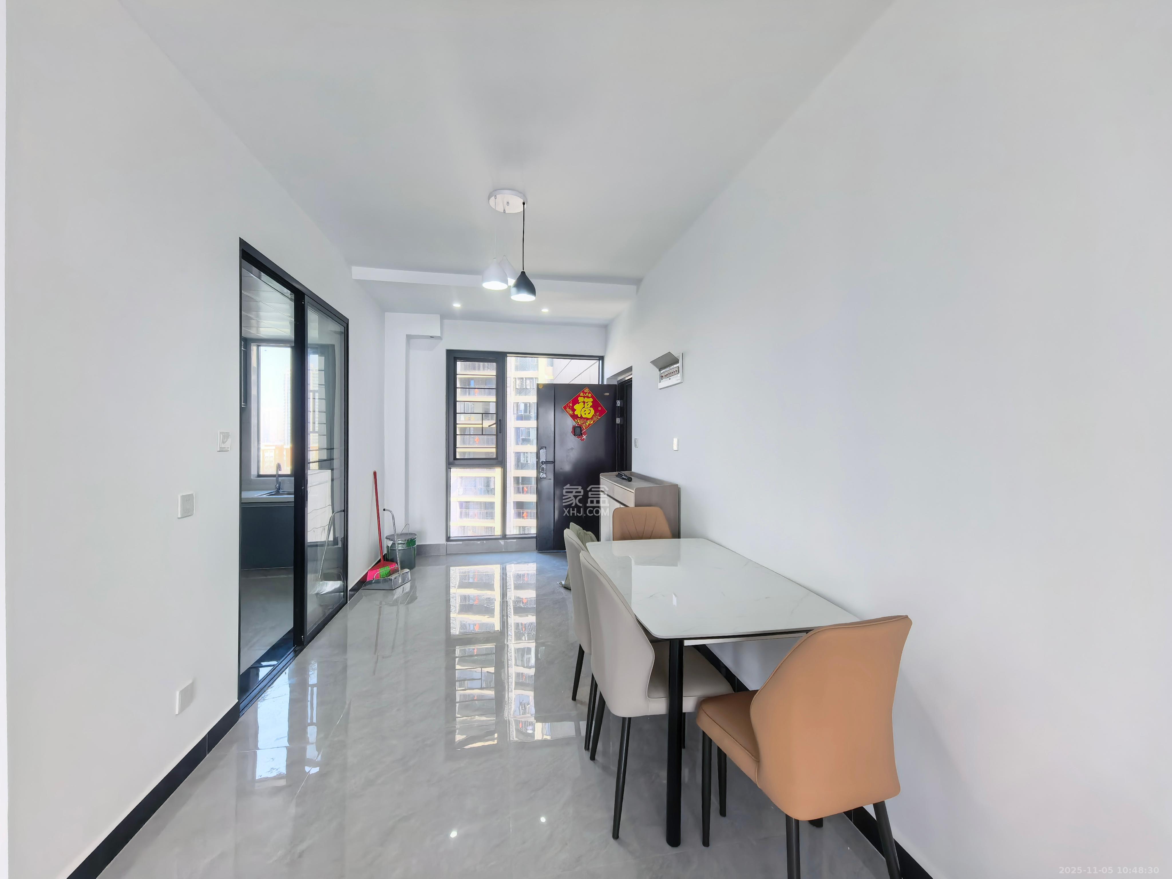 润和星河玥 3室2厅2卫 2800.0元/月 润和星河玥 3室2厅2卫 2800.0元/月室内图