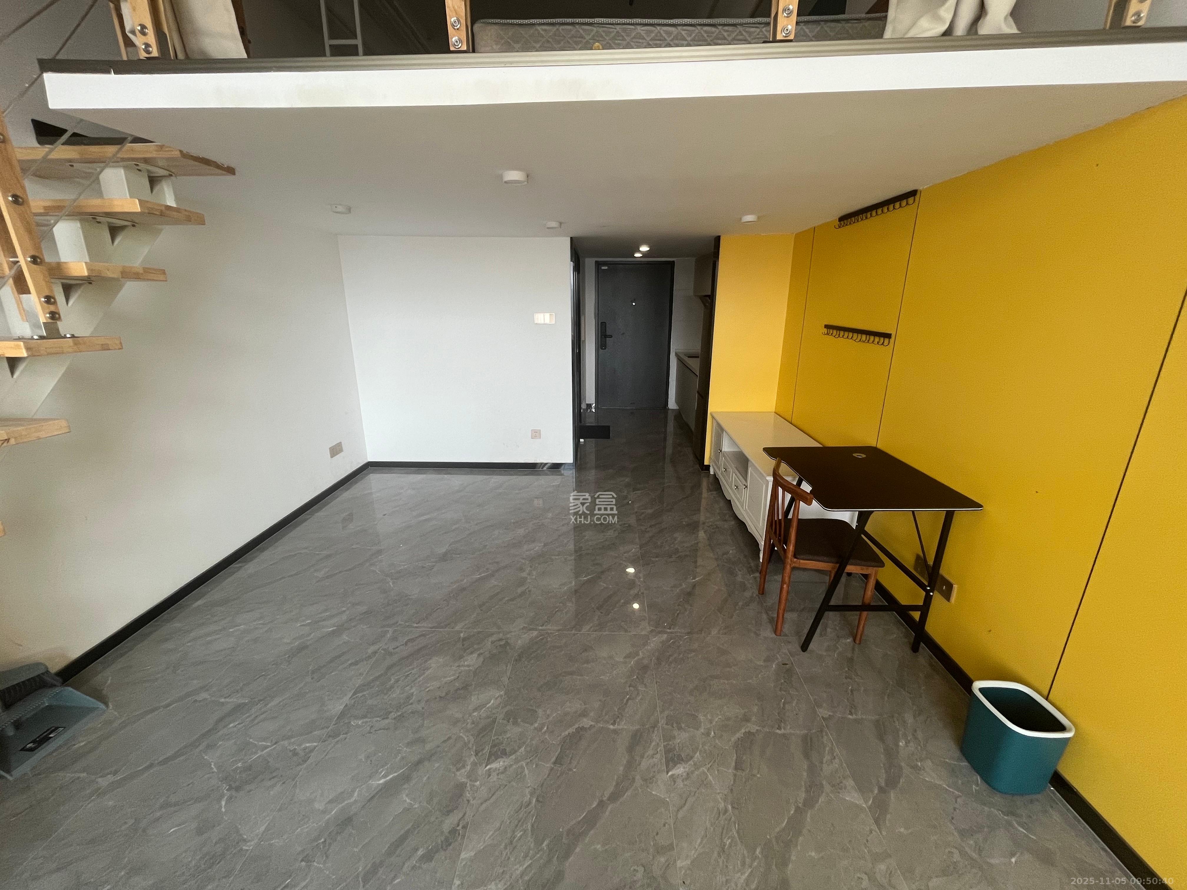 敬天广场  1室1厅1卫    2400.0元/月室内图