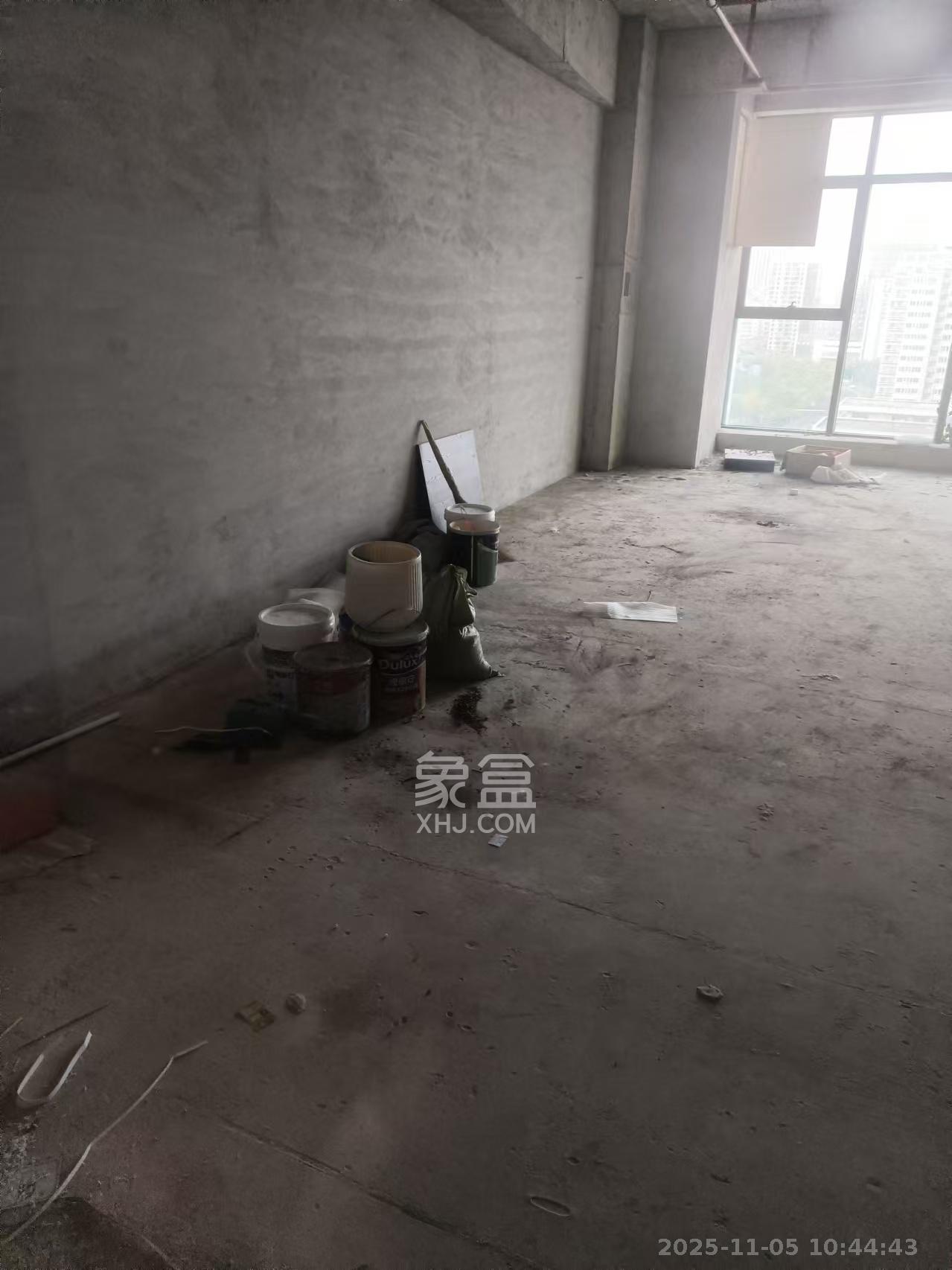 恒大金融广场   90.0㎡      3900.0元/月室内图