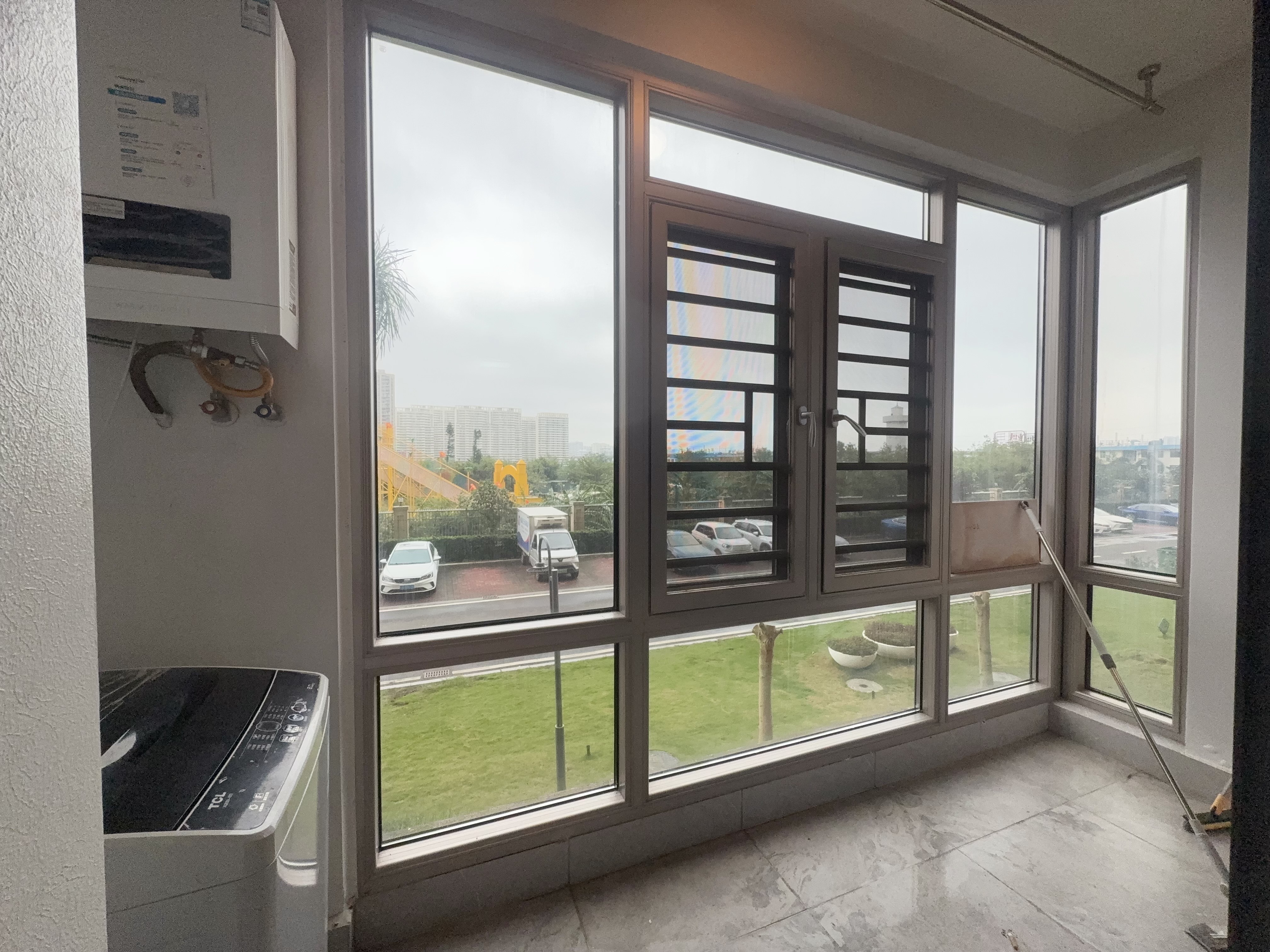 碧桂园公园上城 3室2厅2卫 2600.0元/月 碧桂园公园上城 3室2厅2卫 2600.0元/月室内图