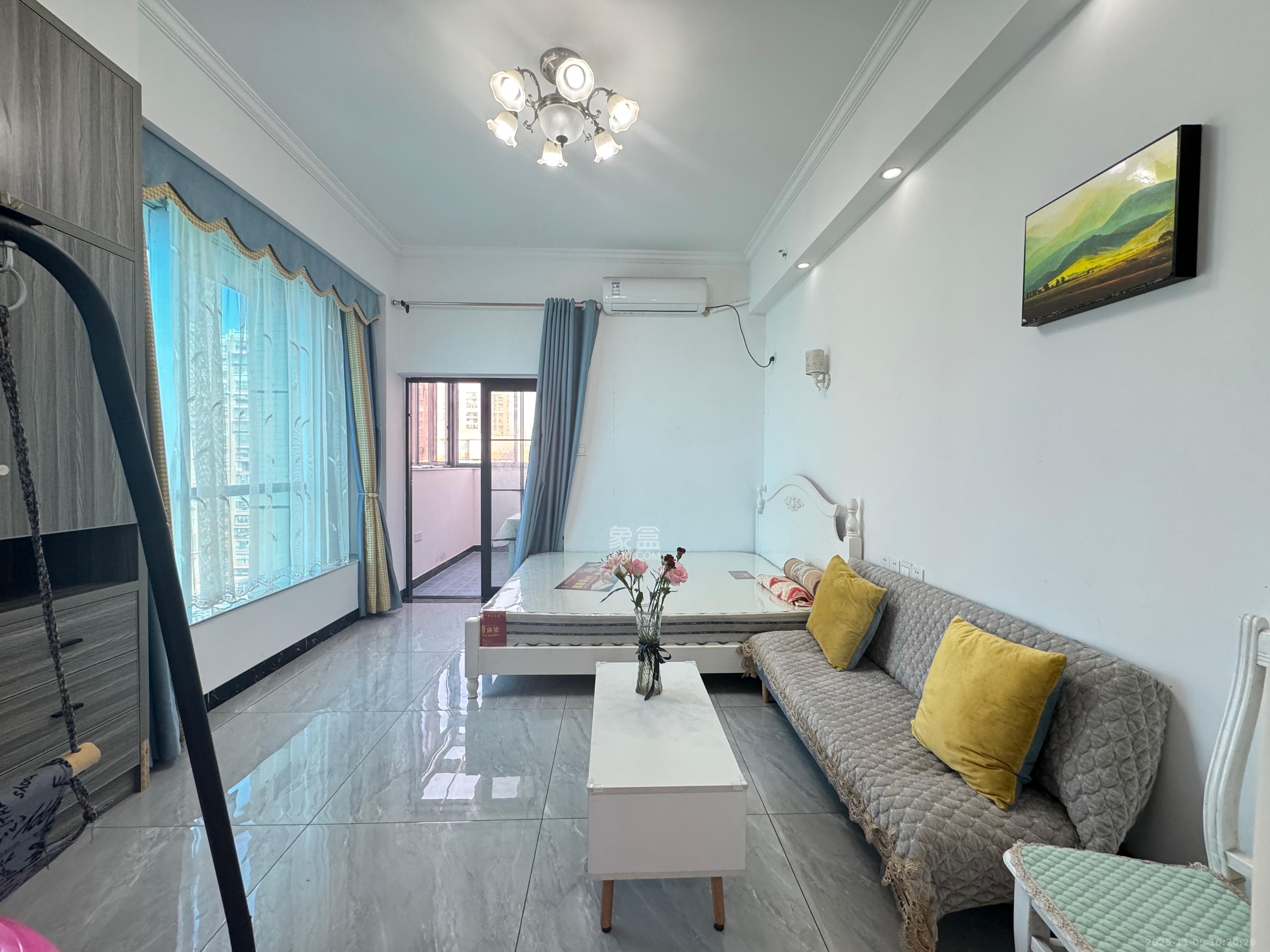 东业上城嘉苑（晟悦国际）  1室1厅1卫    1400.0元/月