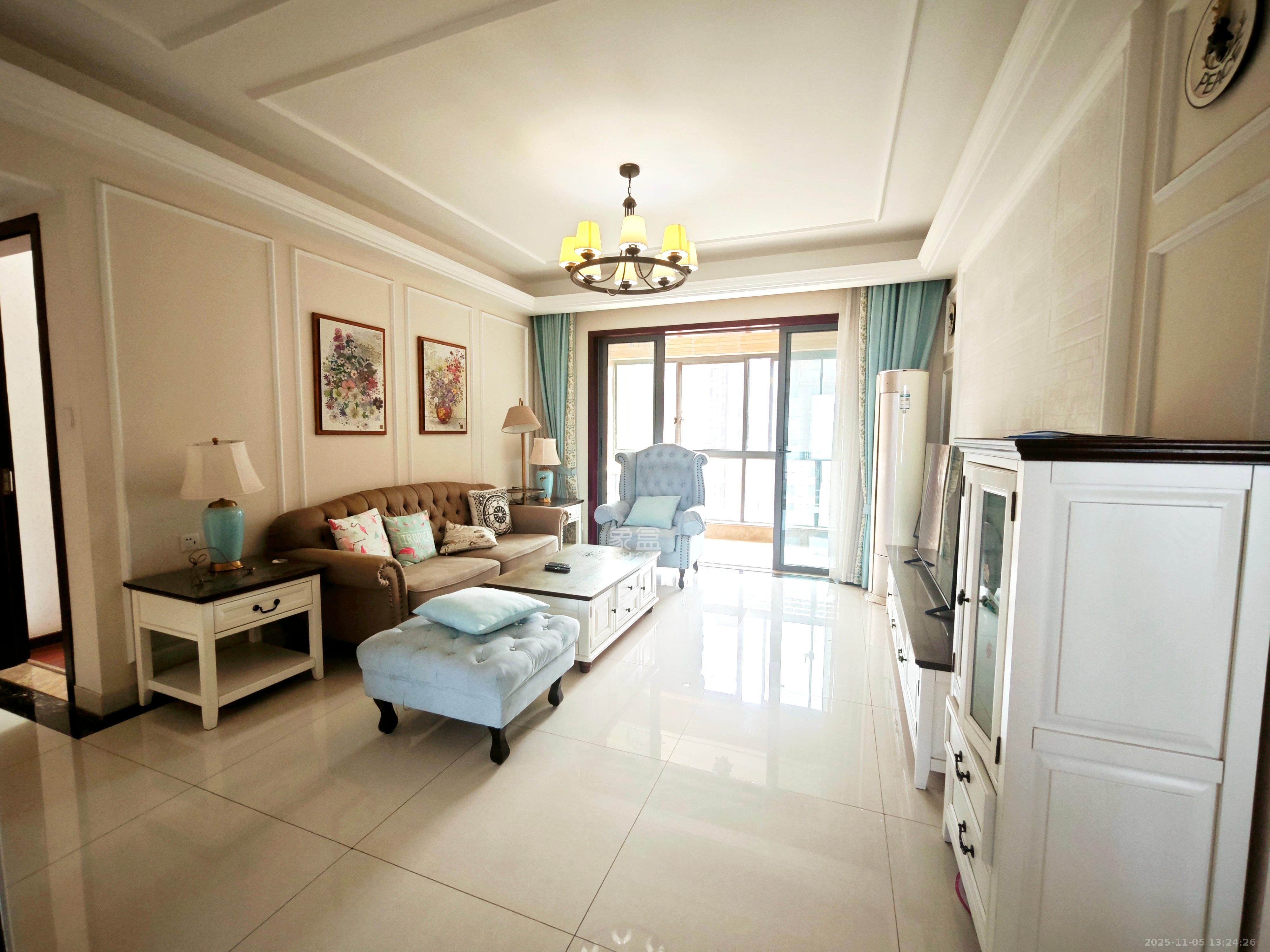 珠江郦城公园1号 4室2厅2卫 3400.0元/月 珠江郦城公园1号 4室2厅2卫 3400.0元/月室内图