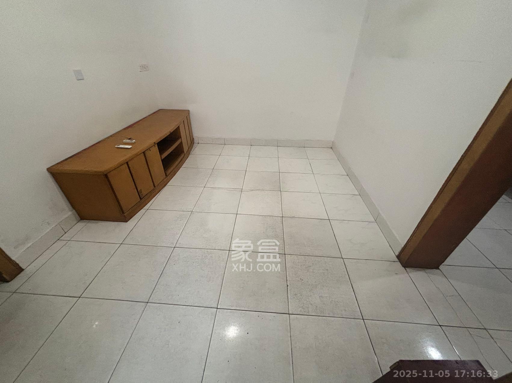 红星糖酒城  1室0厅0卫    900.0元/月室内图