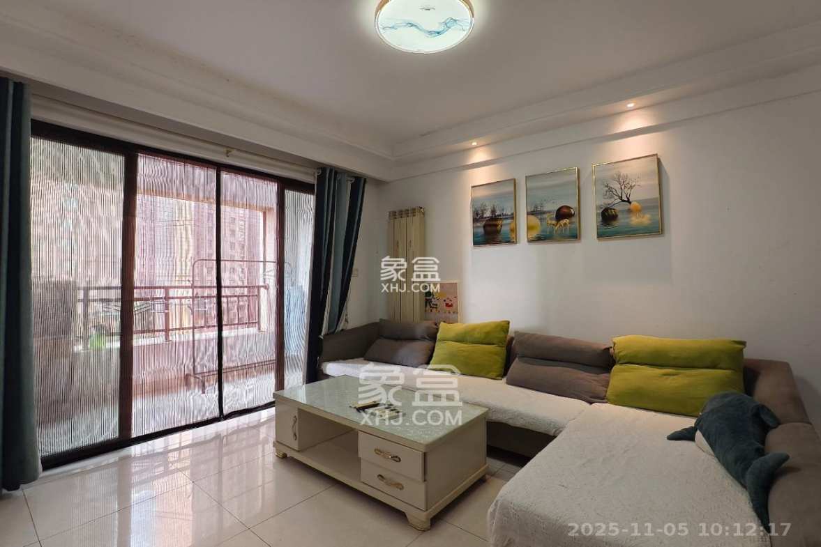 中海国际三期 3室2厅2卫 2100.0元/月 中海国际三期 3室2厅2卫 2100.0元/月室内图