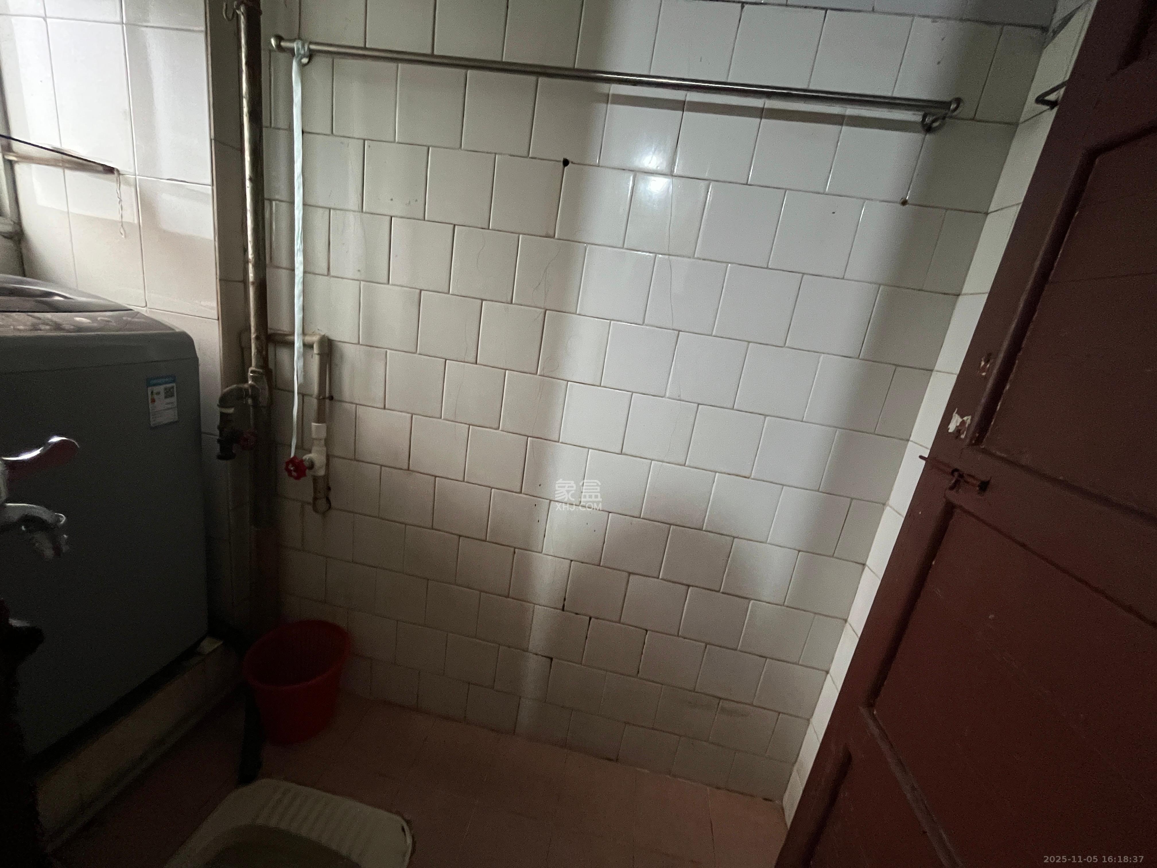 长重机械厂宿舍  2室1厅1卫    1200.0元/月室内图